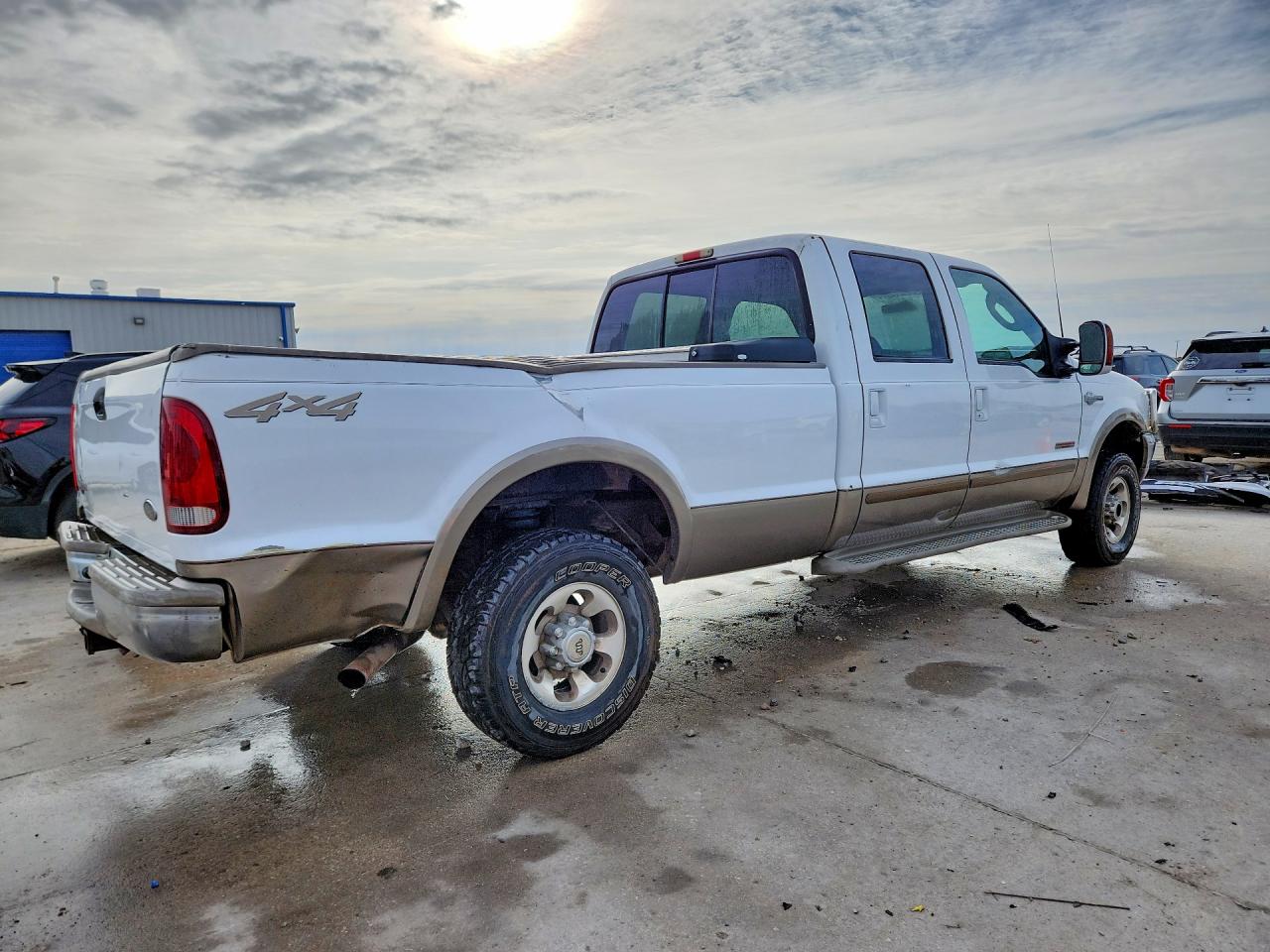 2003 Ford F250 Super Duty White vin: 1FTNW21P53ED53028