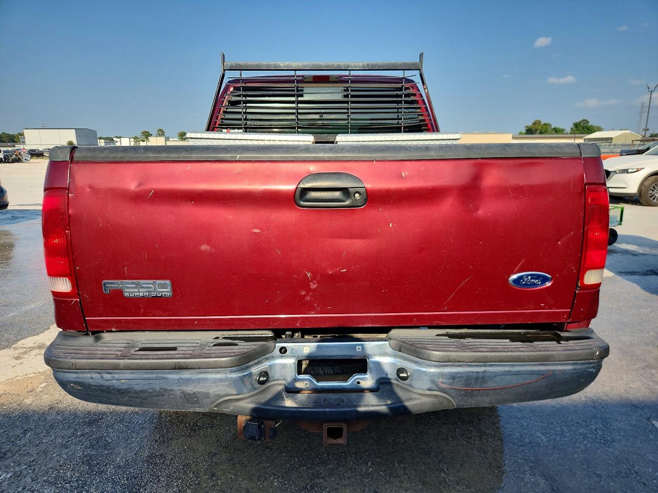 2004 Ford F250 Super Duty Maroon vin: 1FTNW21P54EA35282