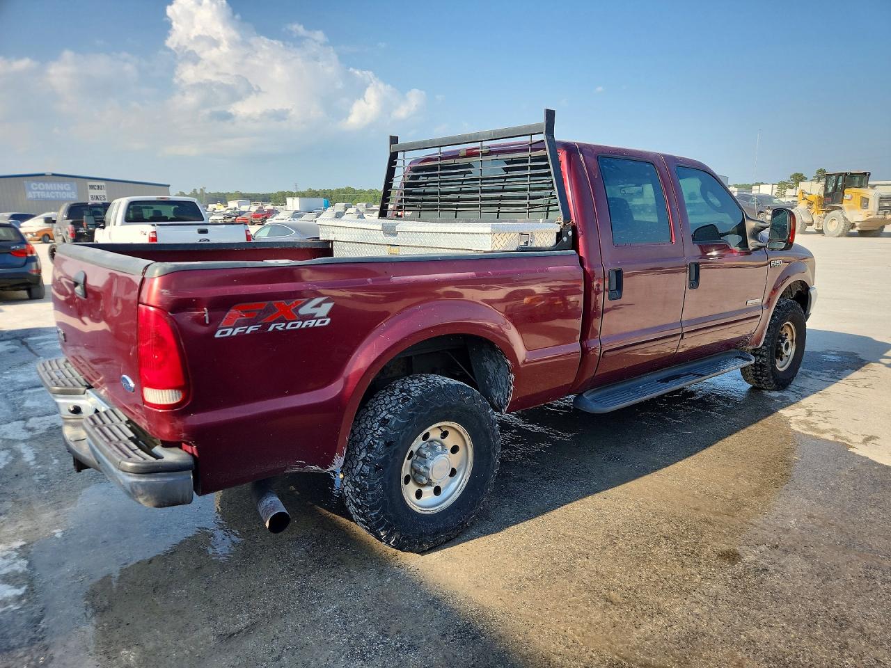 2004 Ford F250 Super Duty Maroon vin: 1FTNW21P54EA35282
