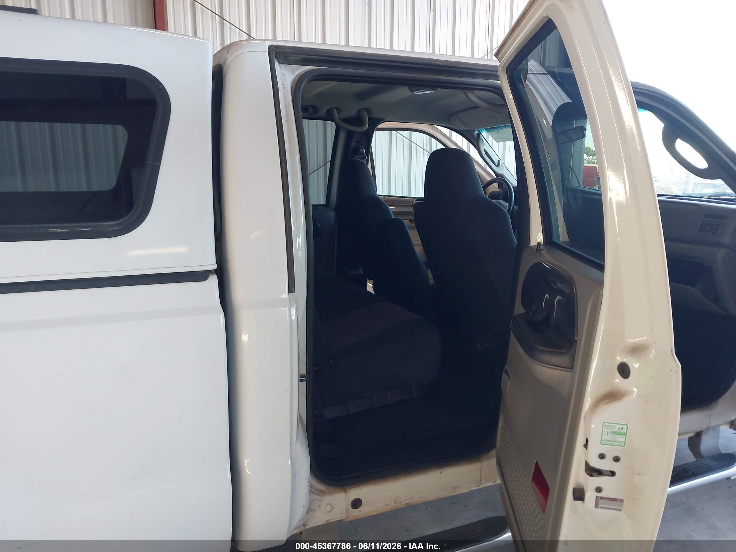 2003 Ford F-250 Lariat/xl/xlt White vin: 1FTNW21P63EB65358