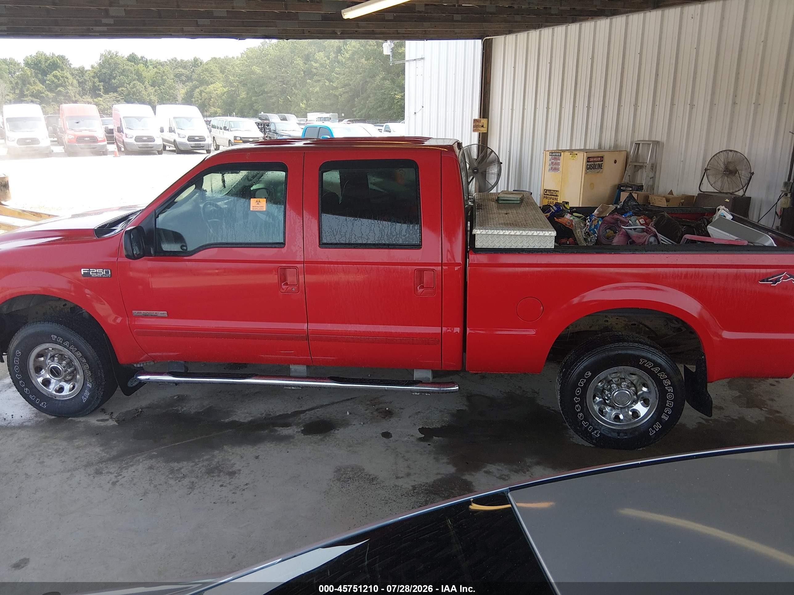 2003 Ford F-250 Lariat/xl/xlt Red vin: 1FTNW21P63EC15806