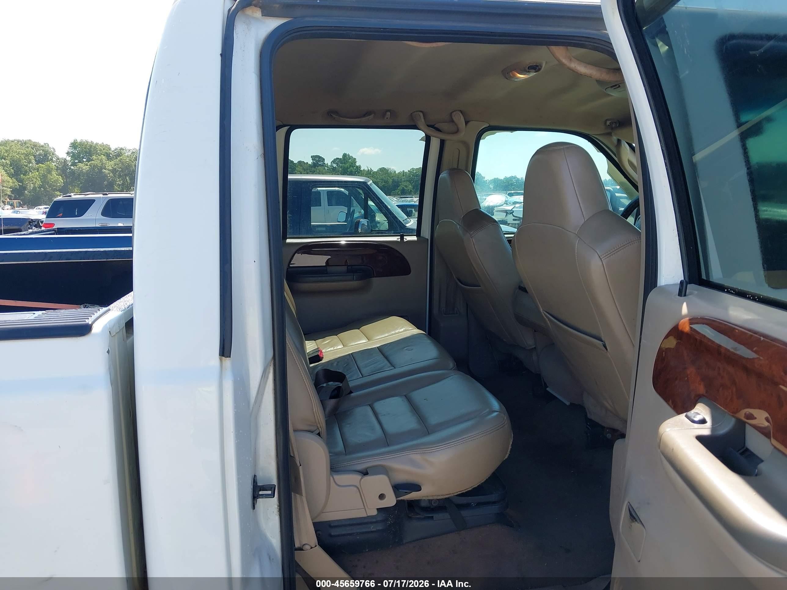 2004 Ford F-250 Lariat/xl/xlt White vin: 1FTNW21P64ED77758