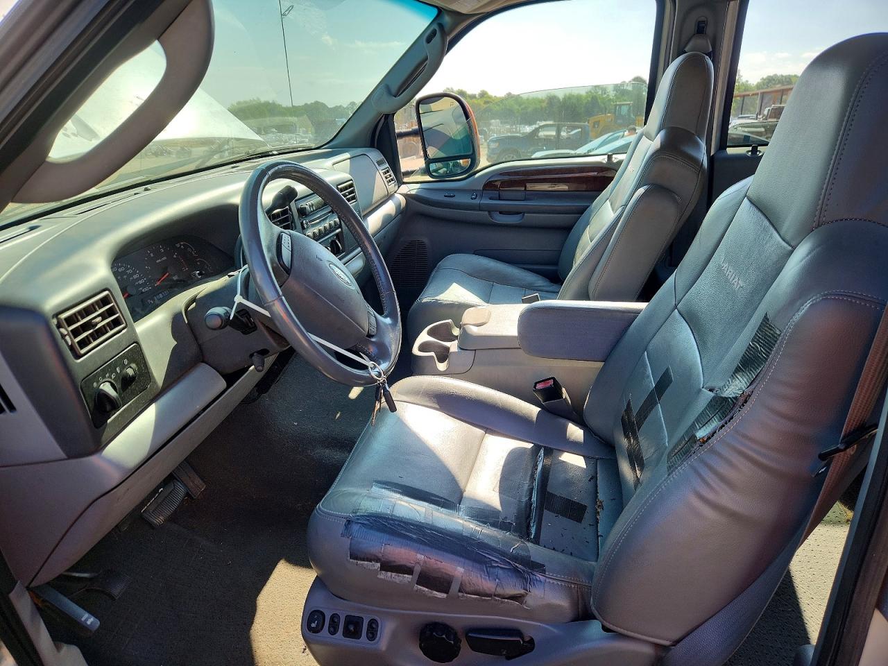 2004 Ford F250 Super Duty Silver vin: 1FTNW21P64ED99923