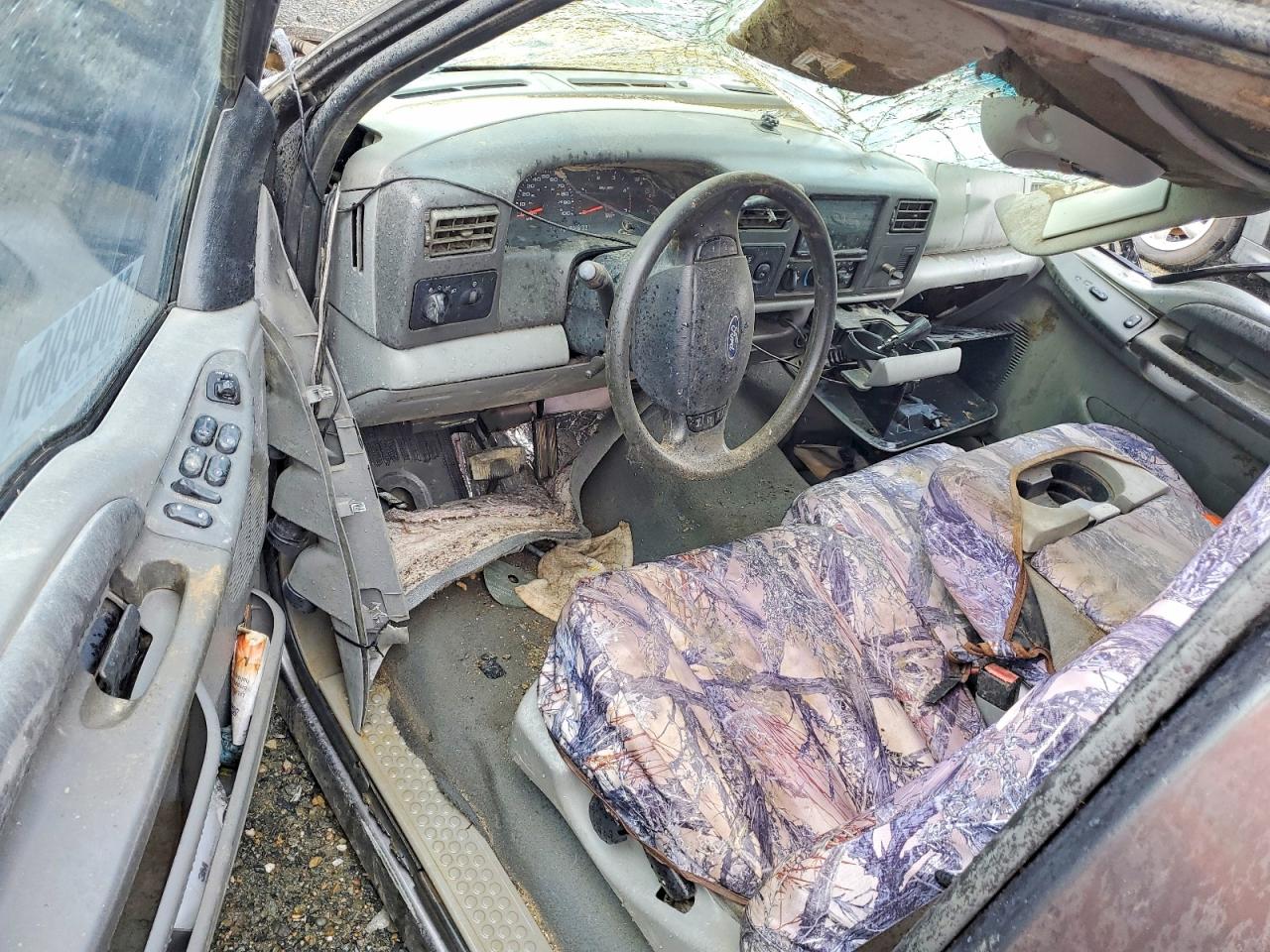 2004 Ford F250 Super Duty Gray vin: 1FTNW21P74EB39370