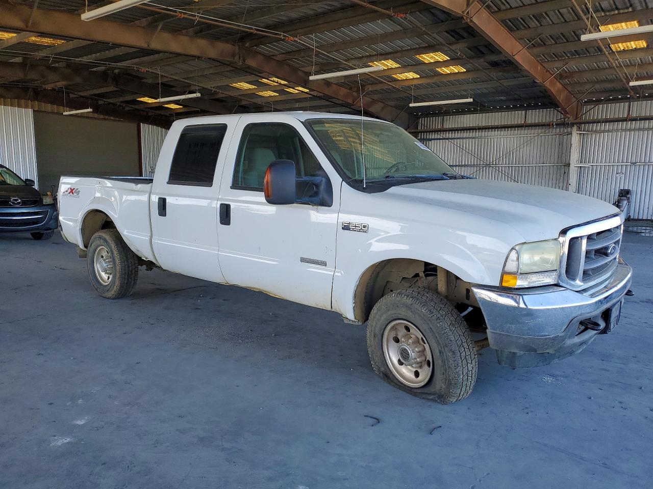 2004 Ford F250 Super Duty White vin: 1FTNW21P74EB80789