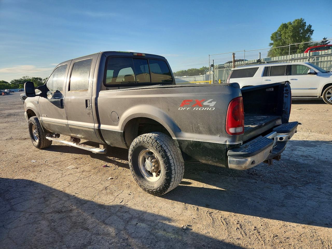 2003 Ford F250 Super Duty Gray vin: 1FTNW21P93EB62194