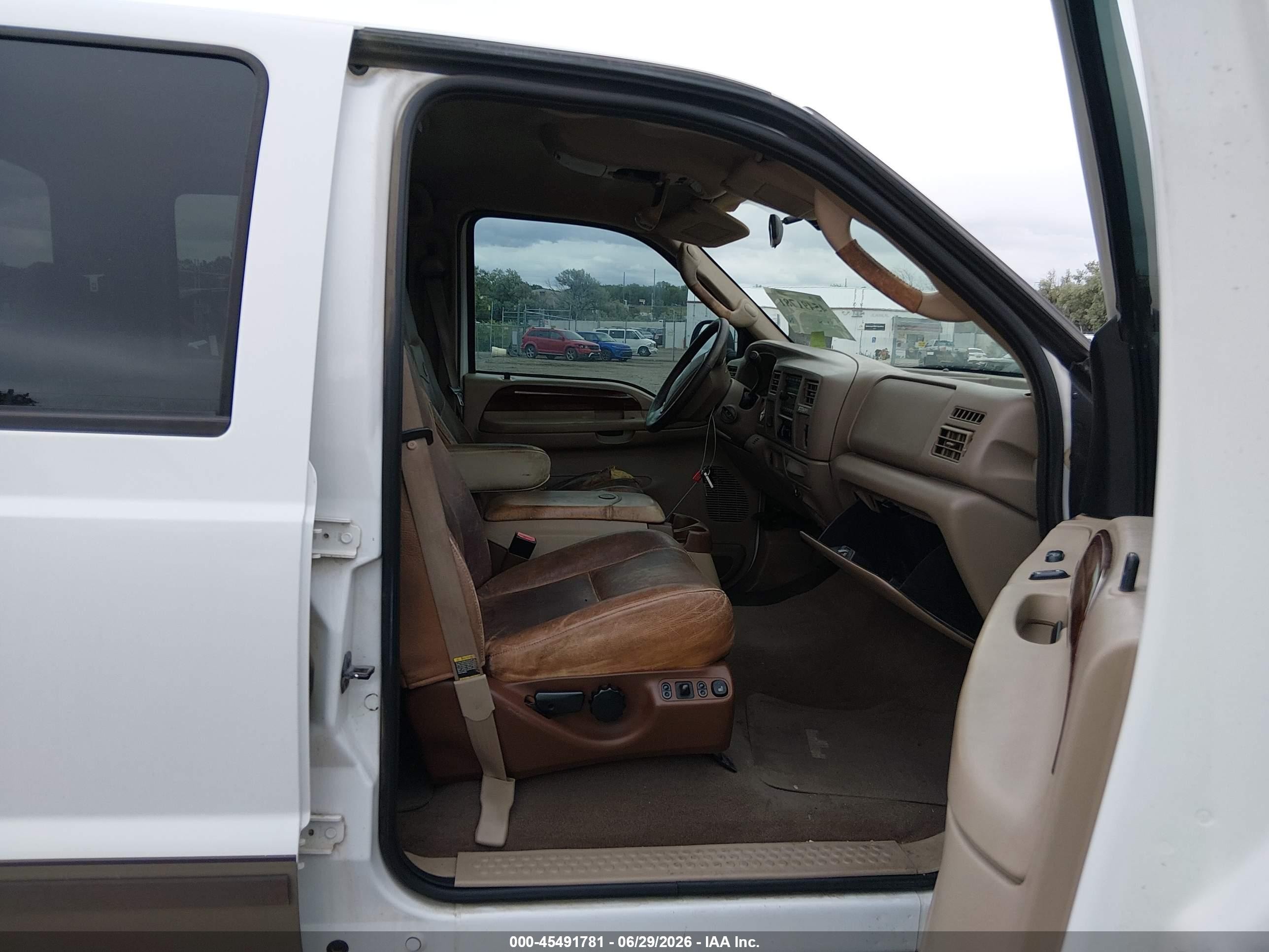 2004 Ford F-250 Lariat/xl/xlt White vin: 1FTNW21PX4EC43576