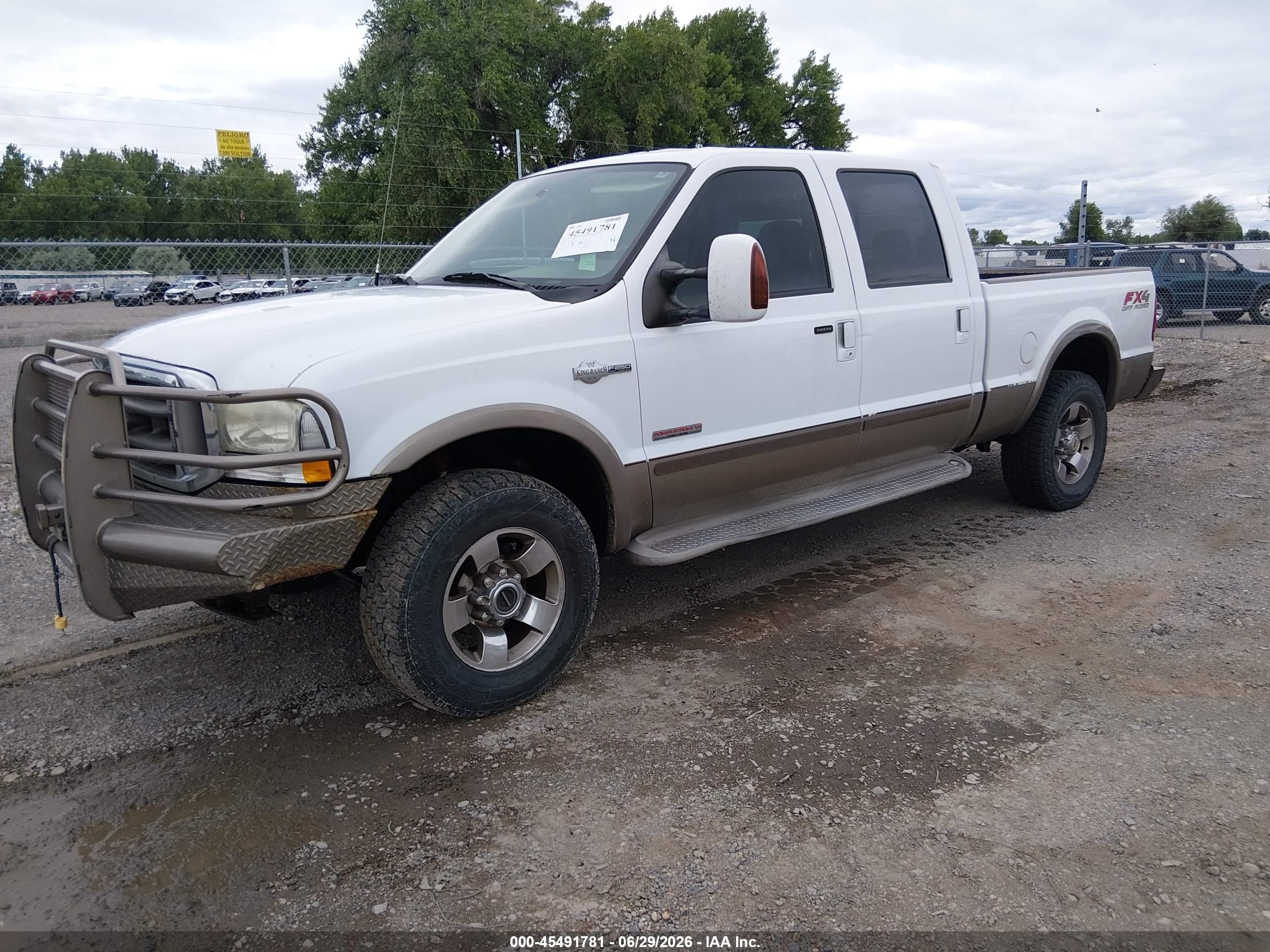 2004 Ford F-250 Lariat/xl/xlt White vin: 1FTNW21PX4EC43576