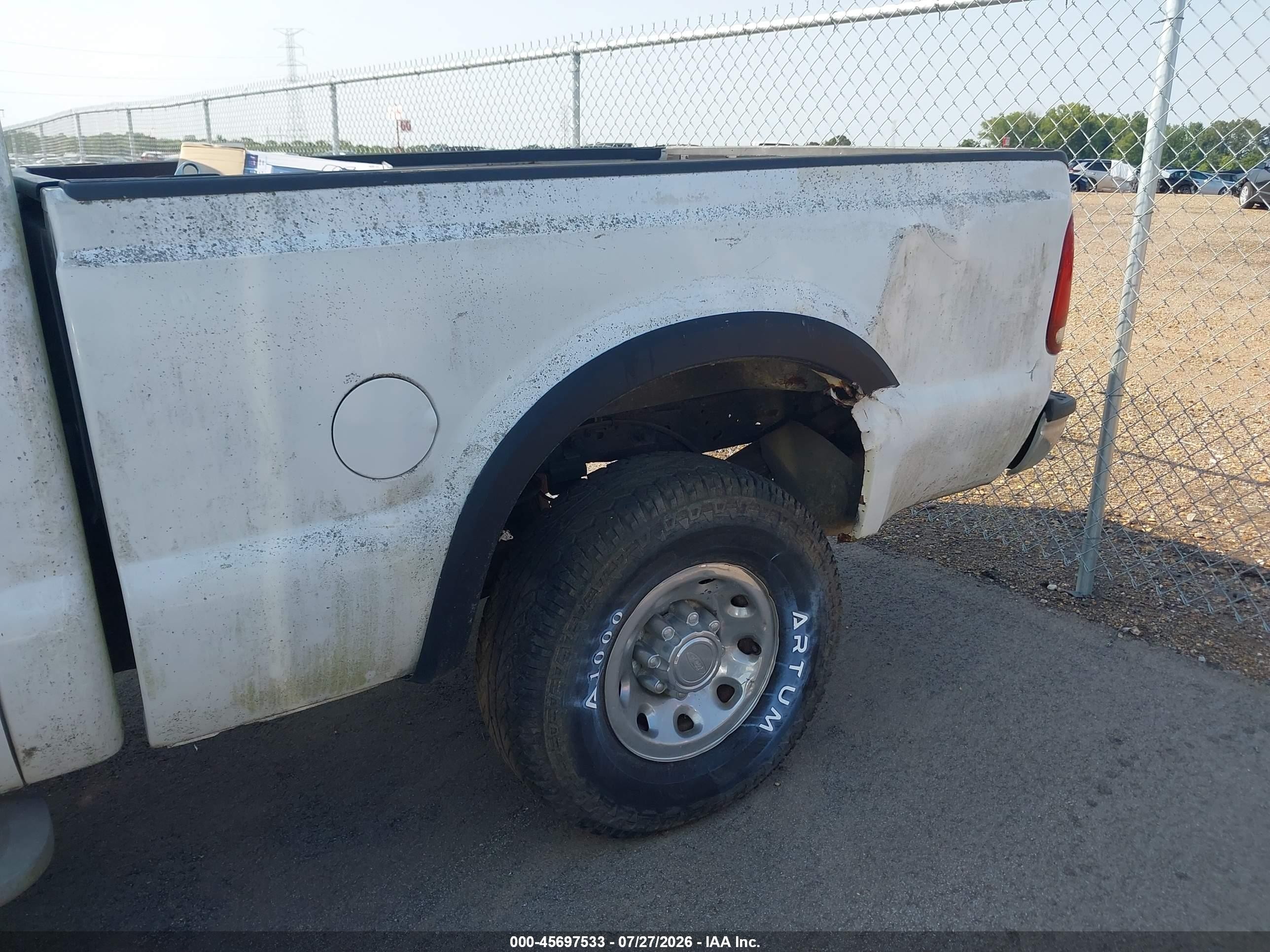 2004 Ford F-250 Lariat/xl/xlt White vin: 1FTNW21PX4EC48664