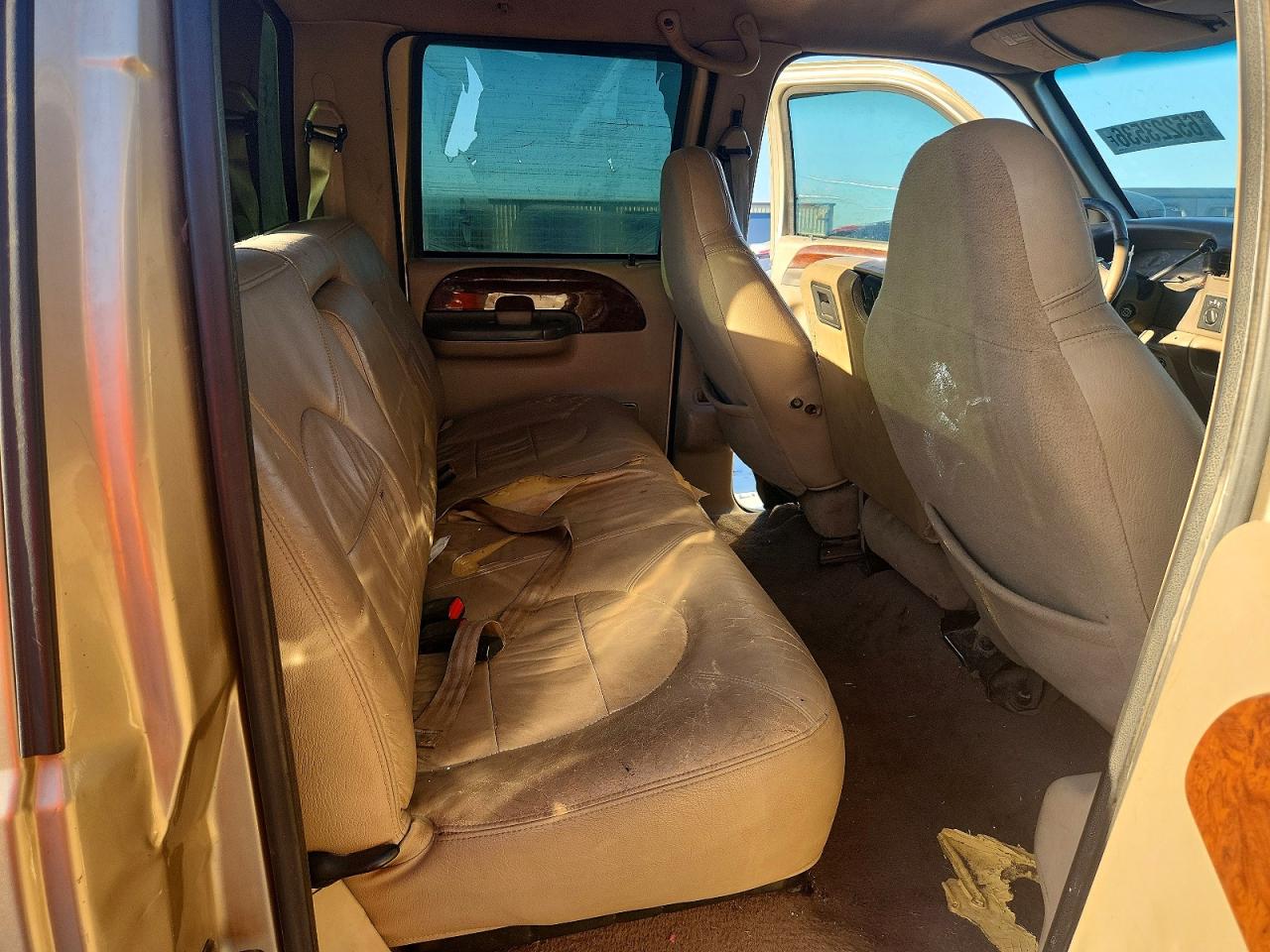 2000 Ford F250 Super Duty Gold vin: 1FTNW21S5YEB61930