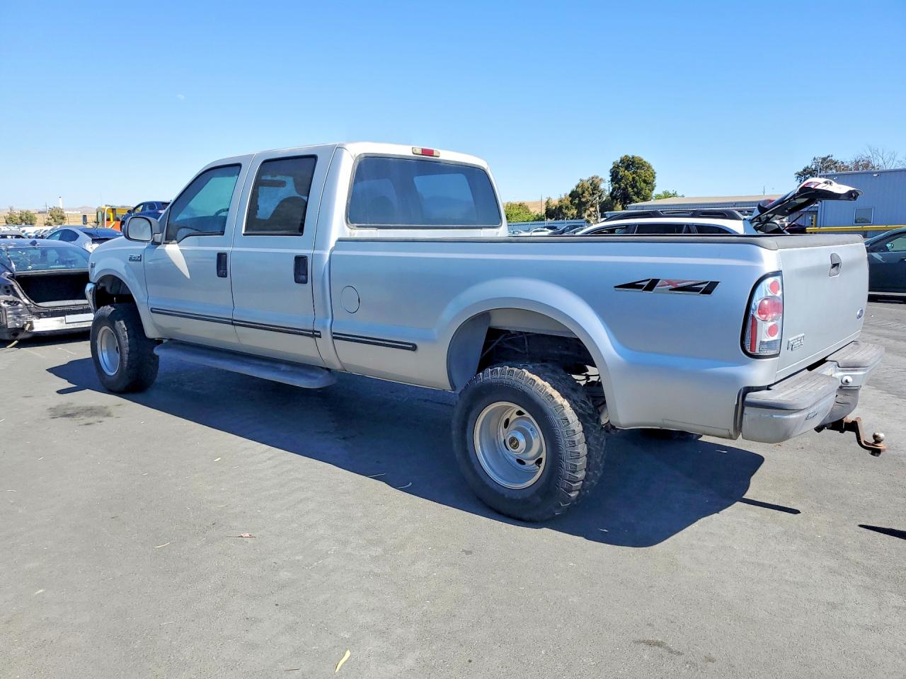 1999 Ford F250 Silver vin: 1FTNW21S9XED30040