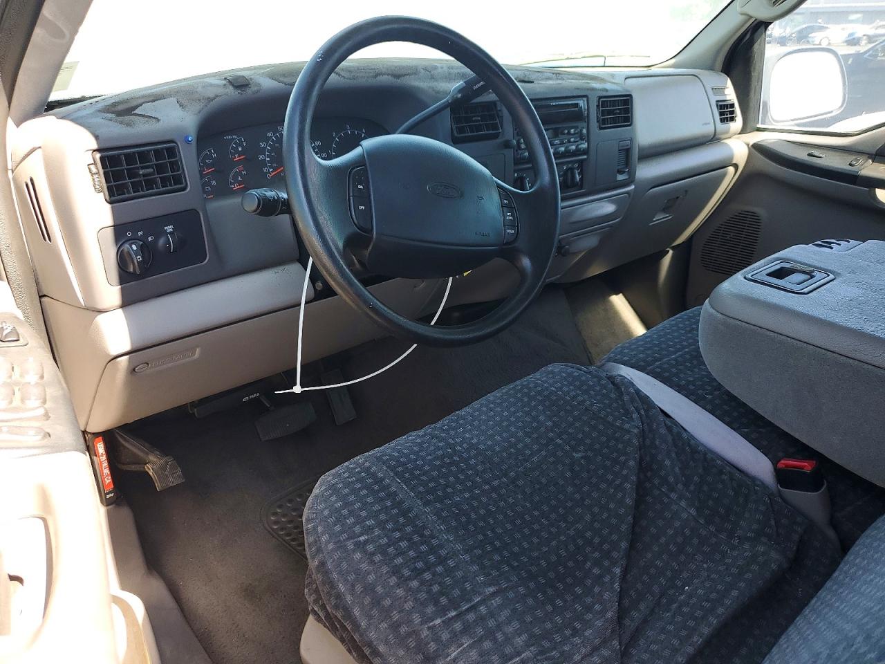 1999 Ford F250 Silver vin: 1FTNW21S9XED30040