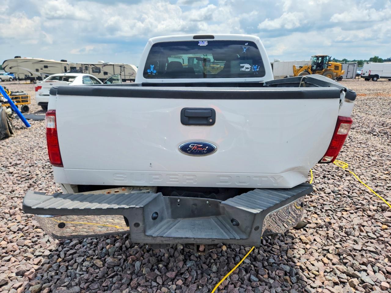 2009 Ford F250 Super Duty White vin: 1FTNX20549EA10619