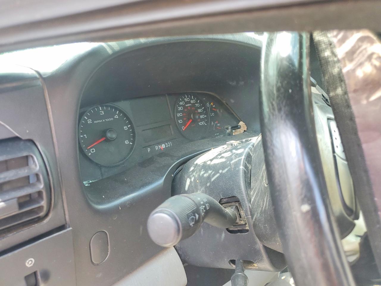 2006 Ford F250 Xlt Белый vin: 1FTNX20556ED31421