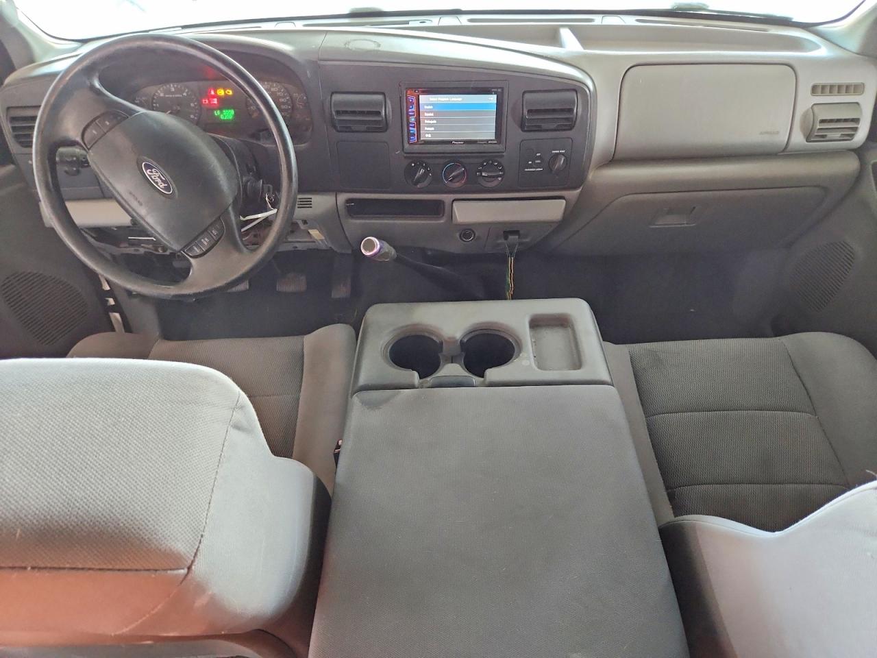 2005 Ford F250 Super Duty Gray vin: 1FTNX20585EB60808