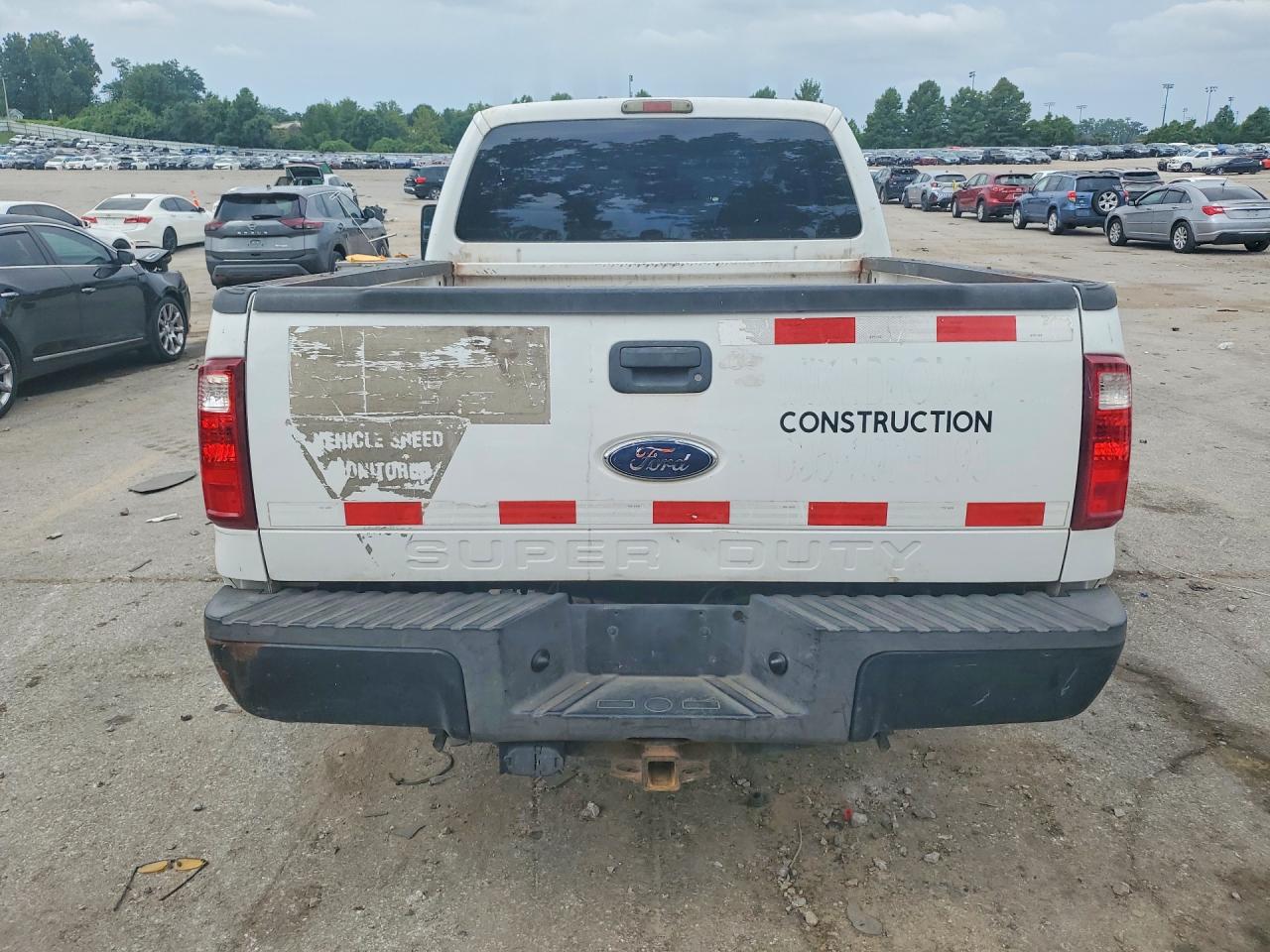 2009 Ford F250 Super Duty Белый vin: 1FTNX20599EB28696