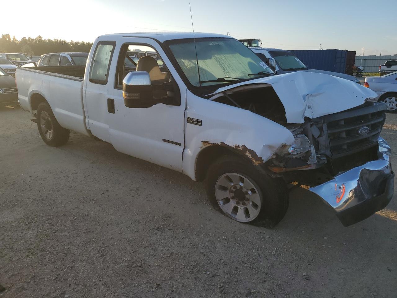 2000 Ford F250 Super Duty Super Duty White vin: 1FTNX20F0YEC58549