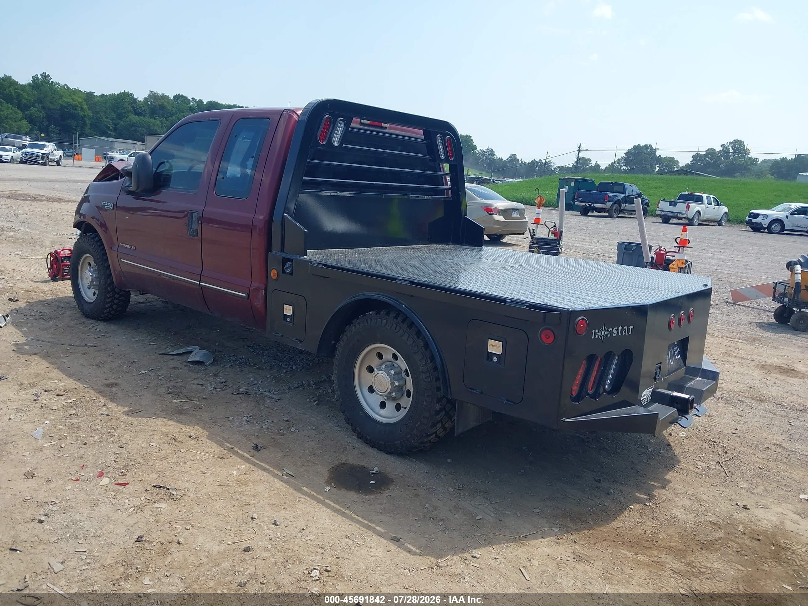 2000 Ford F-250 Lariat/xl/xlt Red vin: 1FTNX20F1YEC53988