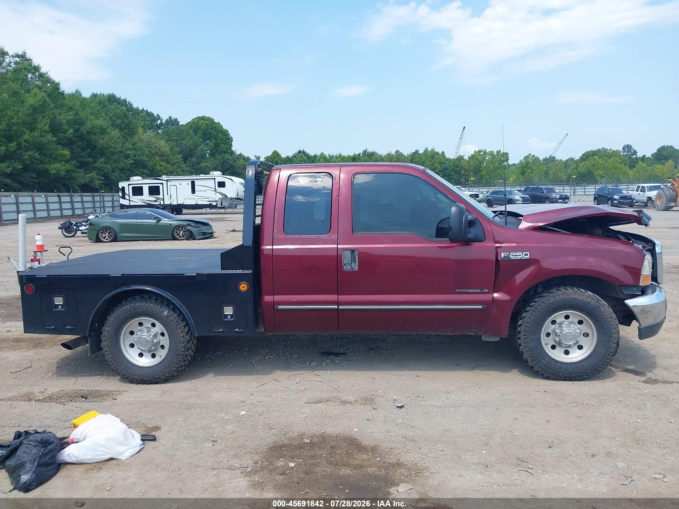 2000 Ford F-250 Lariat/xl/xlt Red vin: 1FTNX20F1YEC53988