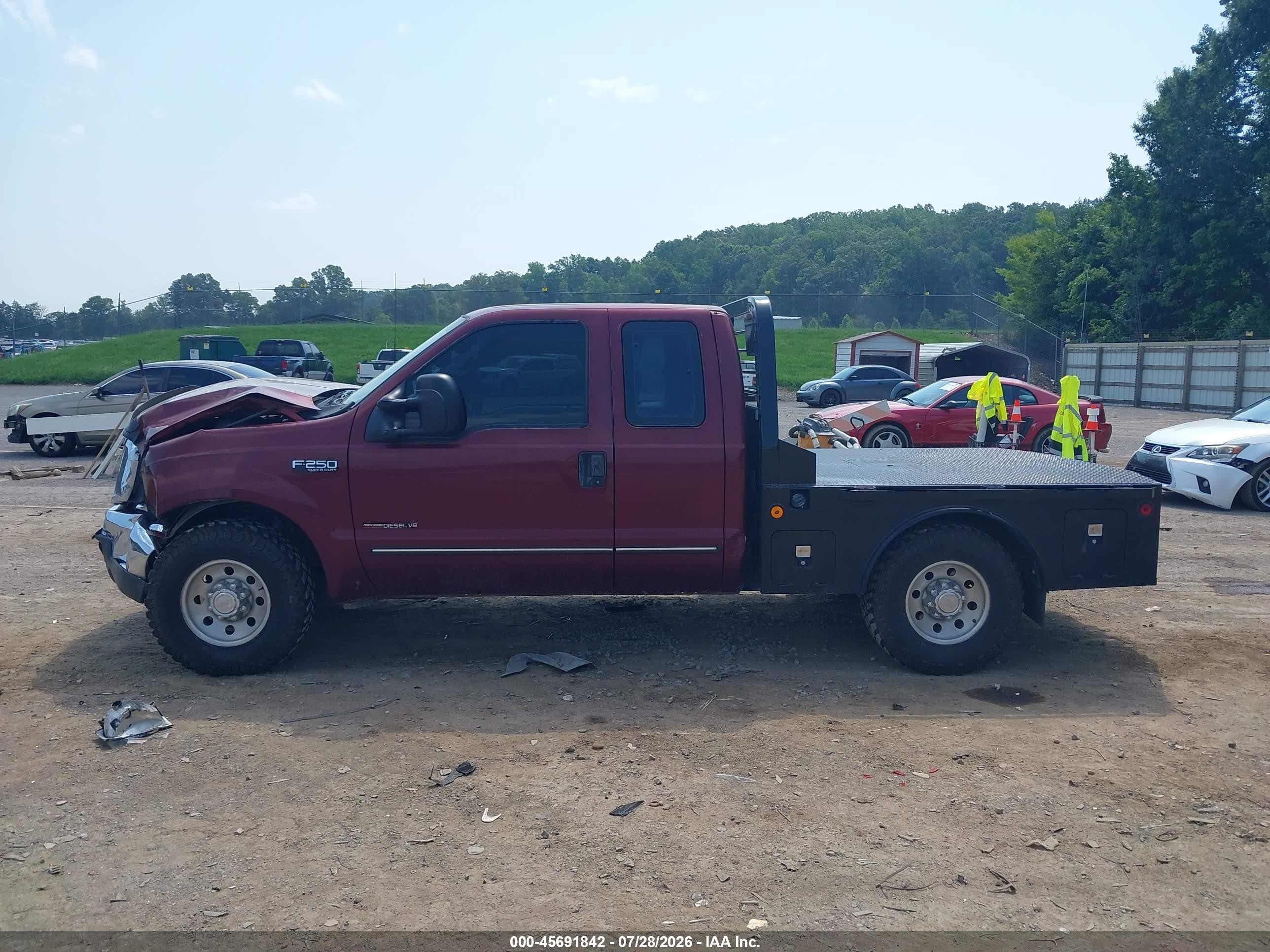 2000 Ford F-250 Lariat/xl/xlt Red vin: 1FTNX20F1YEC53988