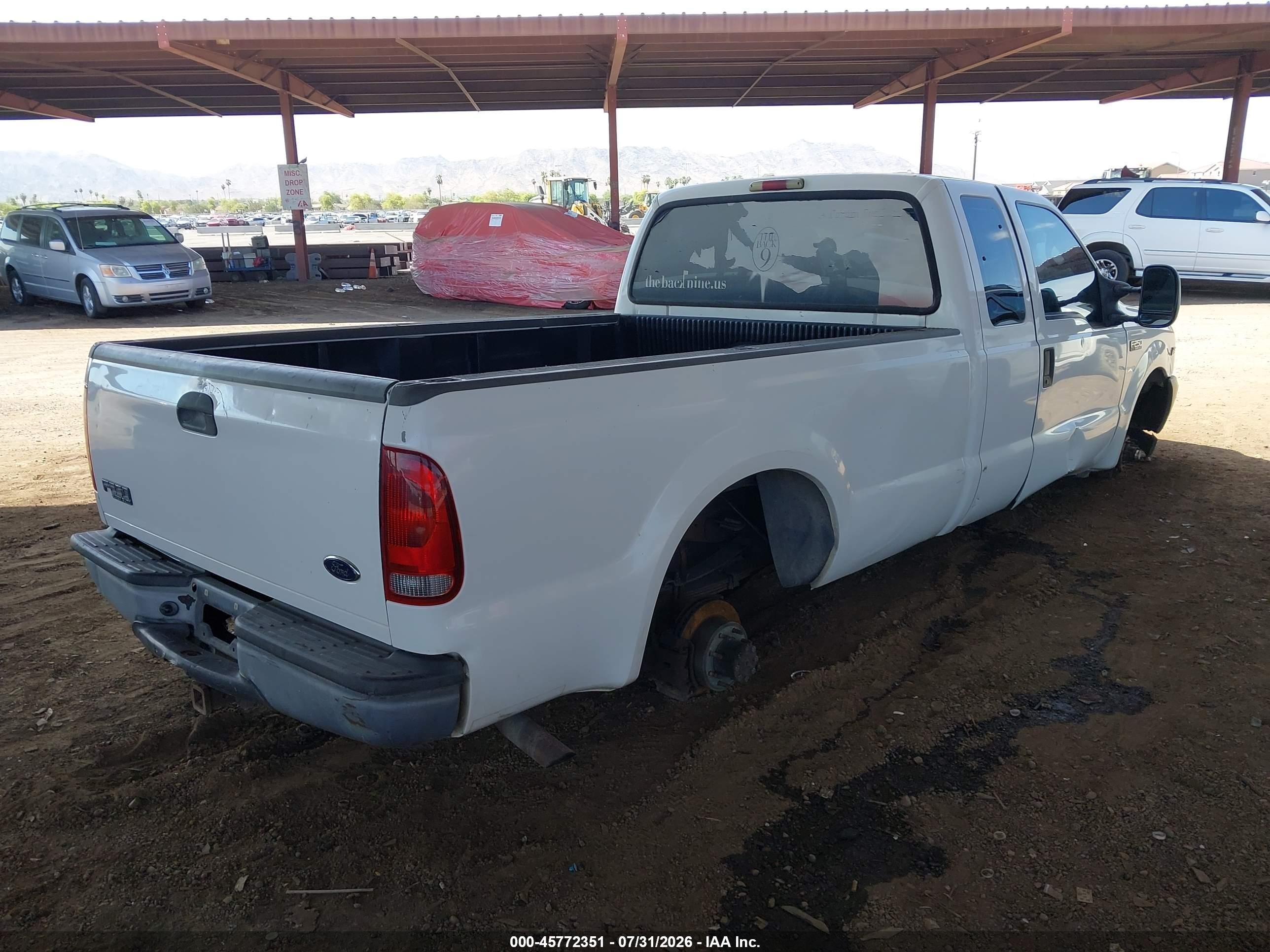 2002 Ford F-250   Белый vin: 1FTNX20L12EB05319
