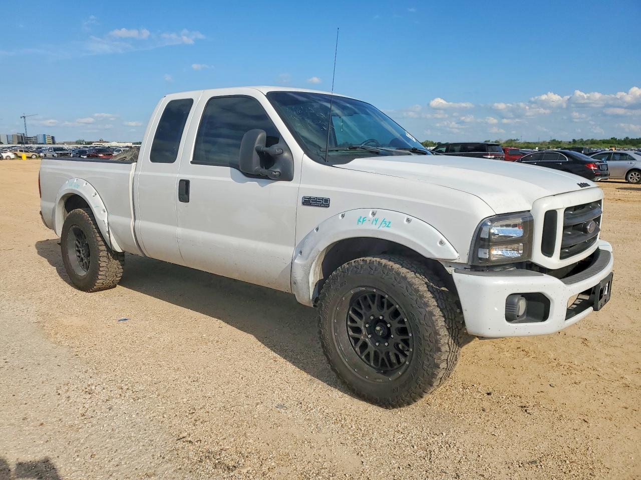 1999 Ford F250 Super Duty White vin: 1FTNX20L1XEC19053
