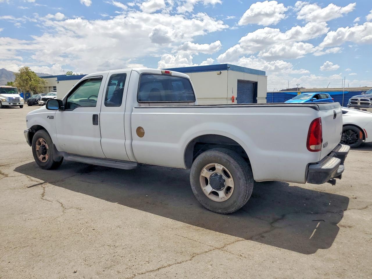 1999 Ford F250 Super Duty Белый vin: 1FTNX20L2XEA55733