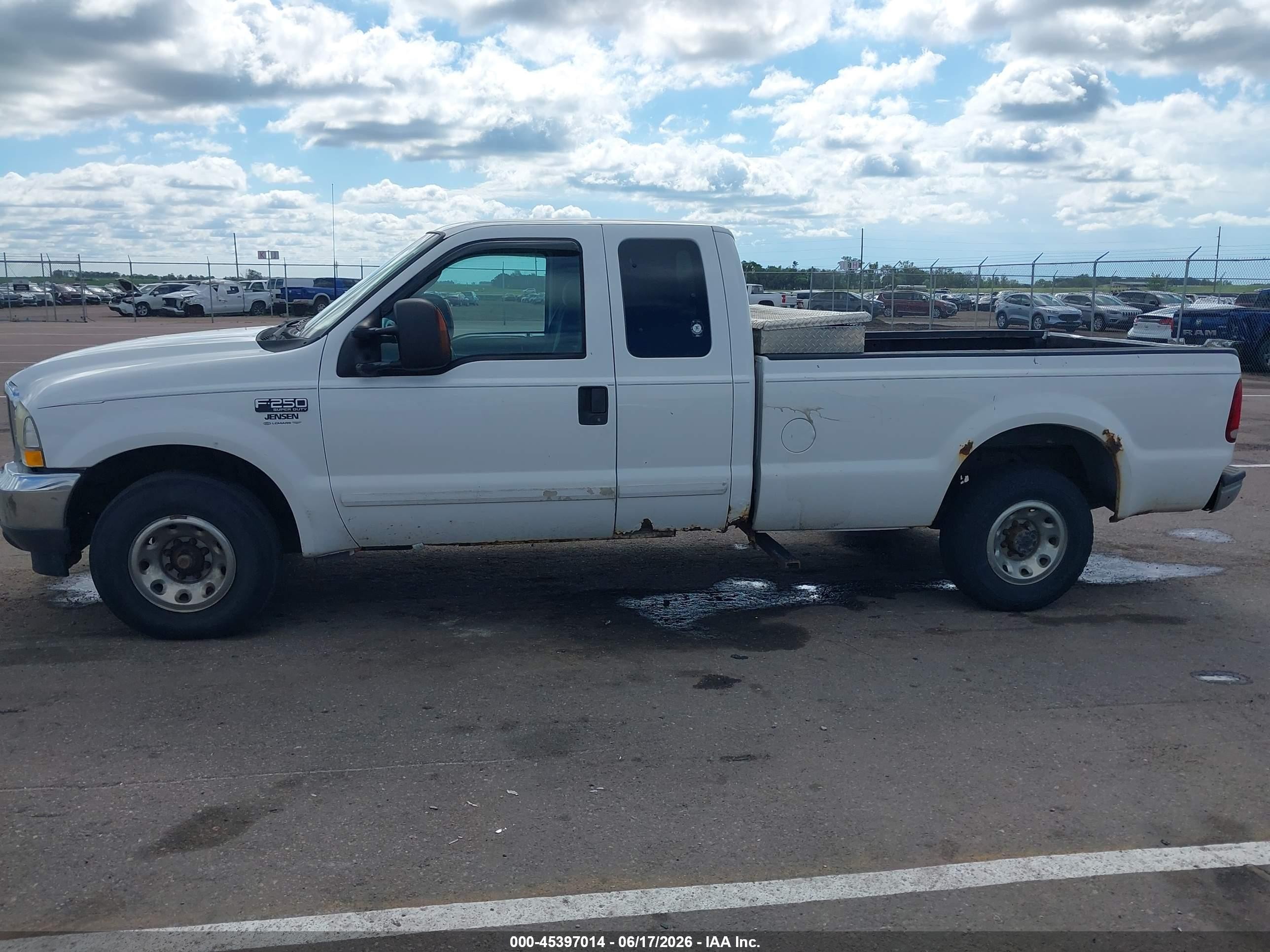 2003 Ford F-250 Lariat/xl/xlt White vin: 1FTNX20L43EB32869