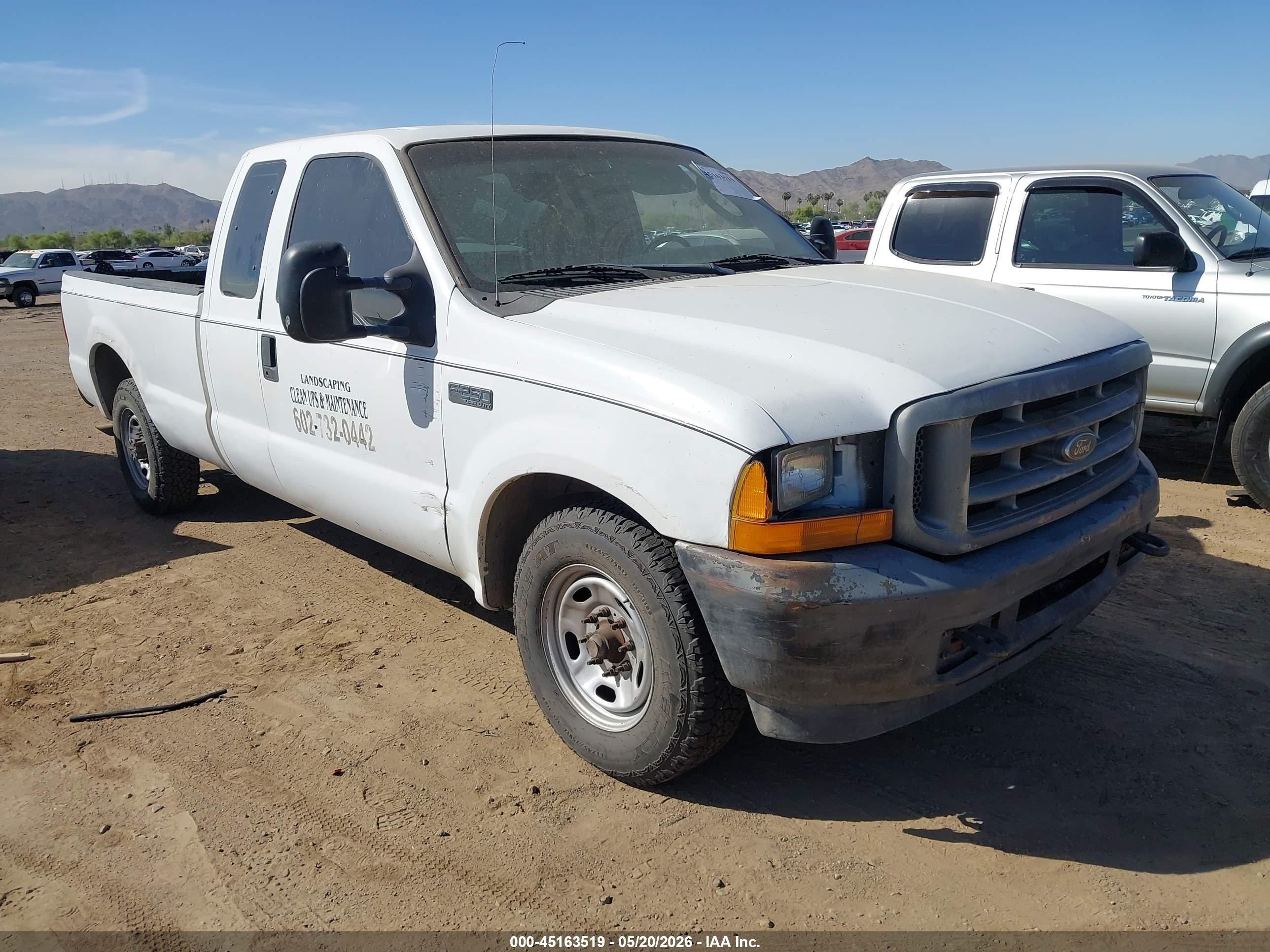 2004 Ford F-250   White vin: 1FTNX20L44EB21369