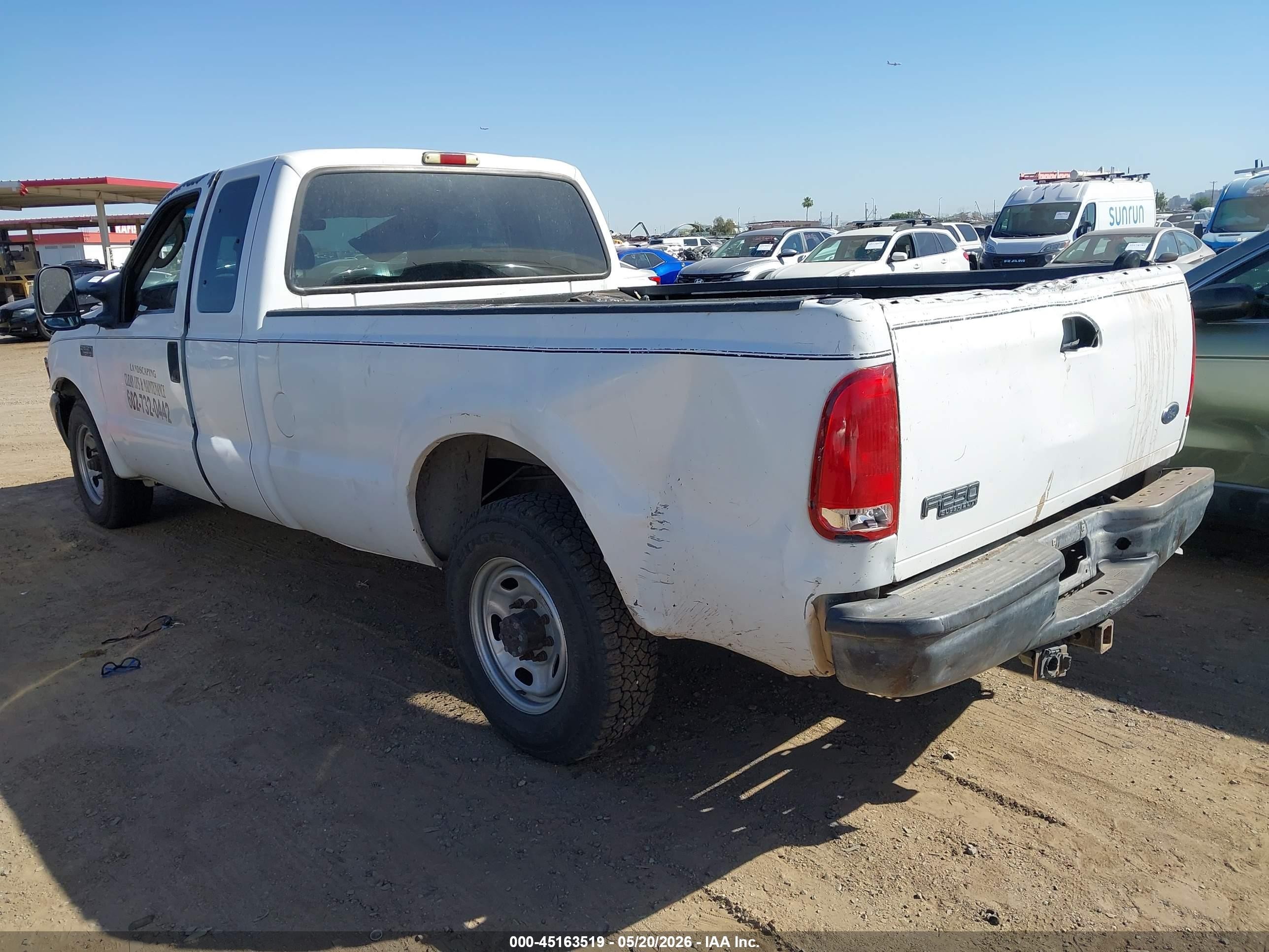 2004 Ford F-250   White vin: 1FTNX20L44EB21369