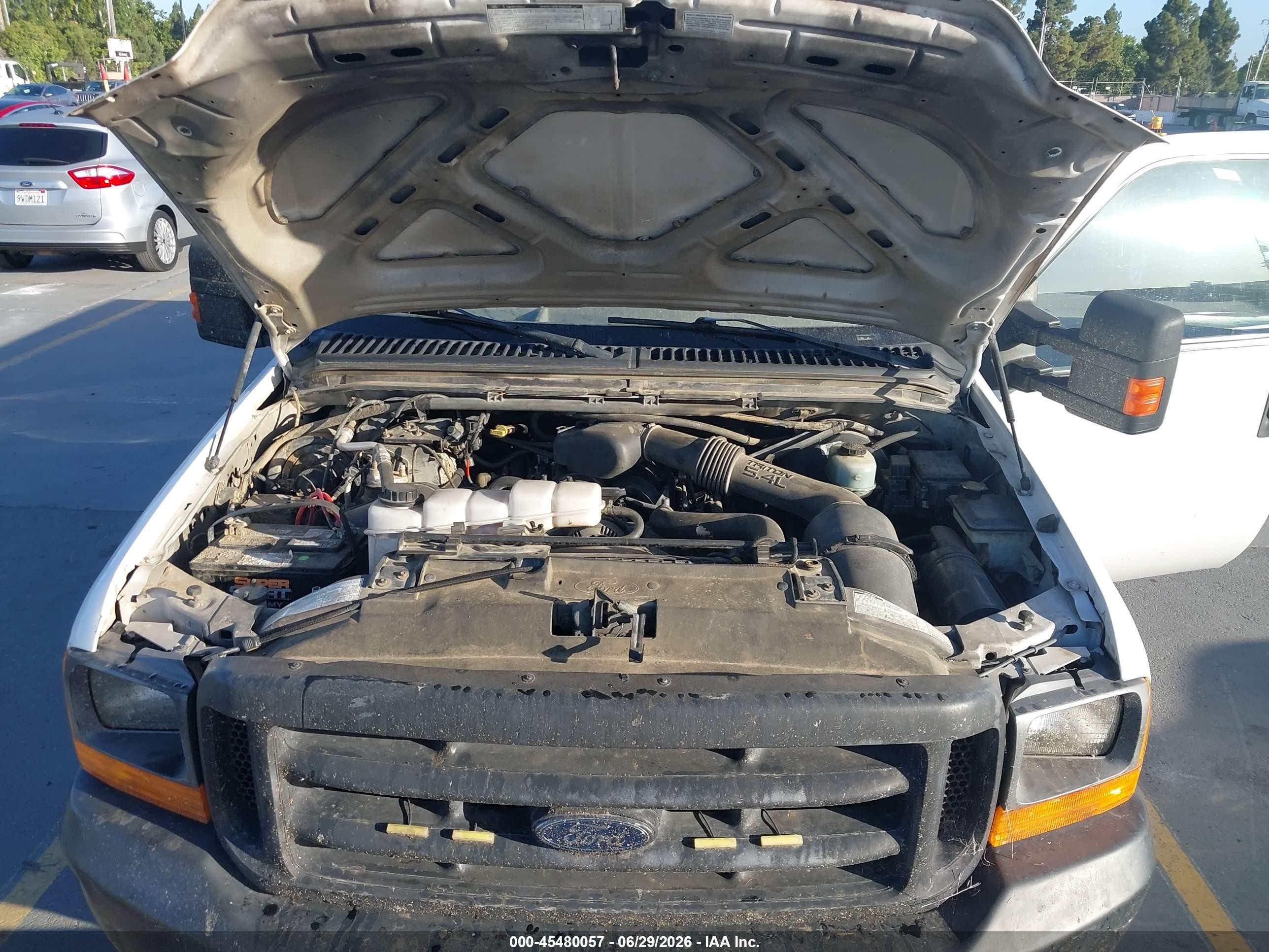 2000 Ford F-250 Lariat/xl/xlt White vin: 1FTNX20L5YED06598