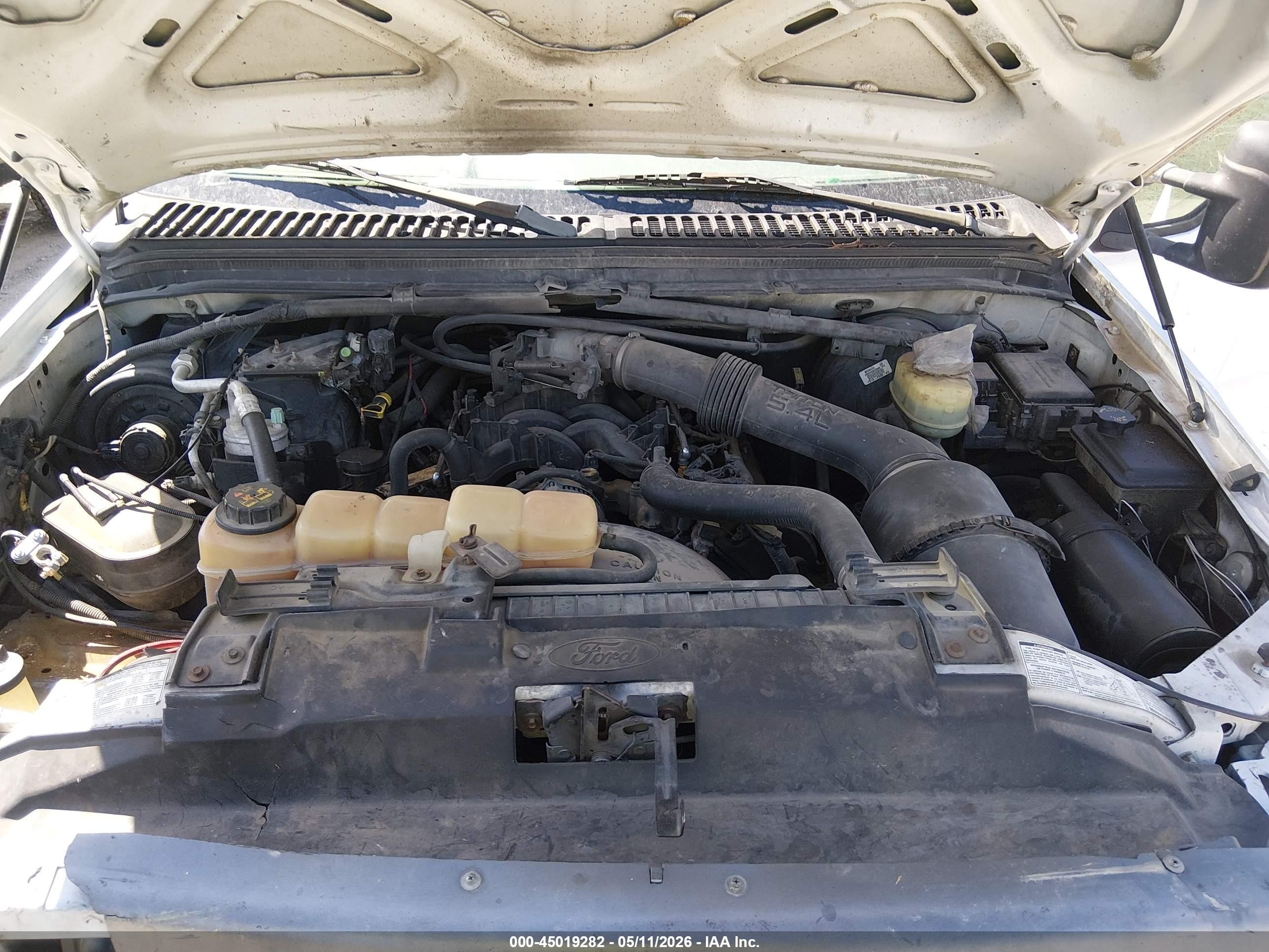 2000 Ford F-250 Lariat/xl/xlt White vin: 1FTNX20L7YEB44053