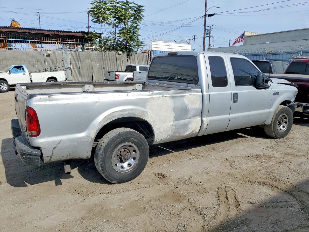 1999 Ford F250 Super Duty Silver vin: 1FTNX20L8XEC51871