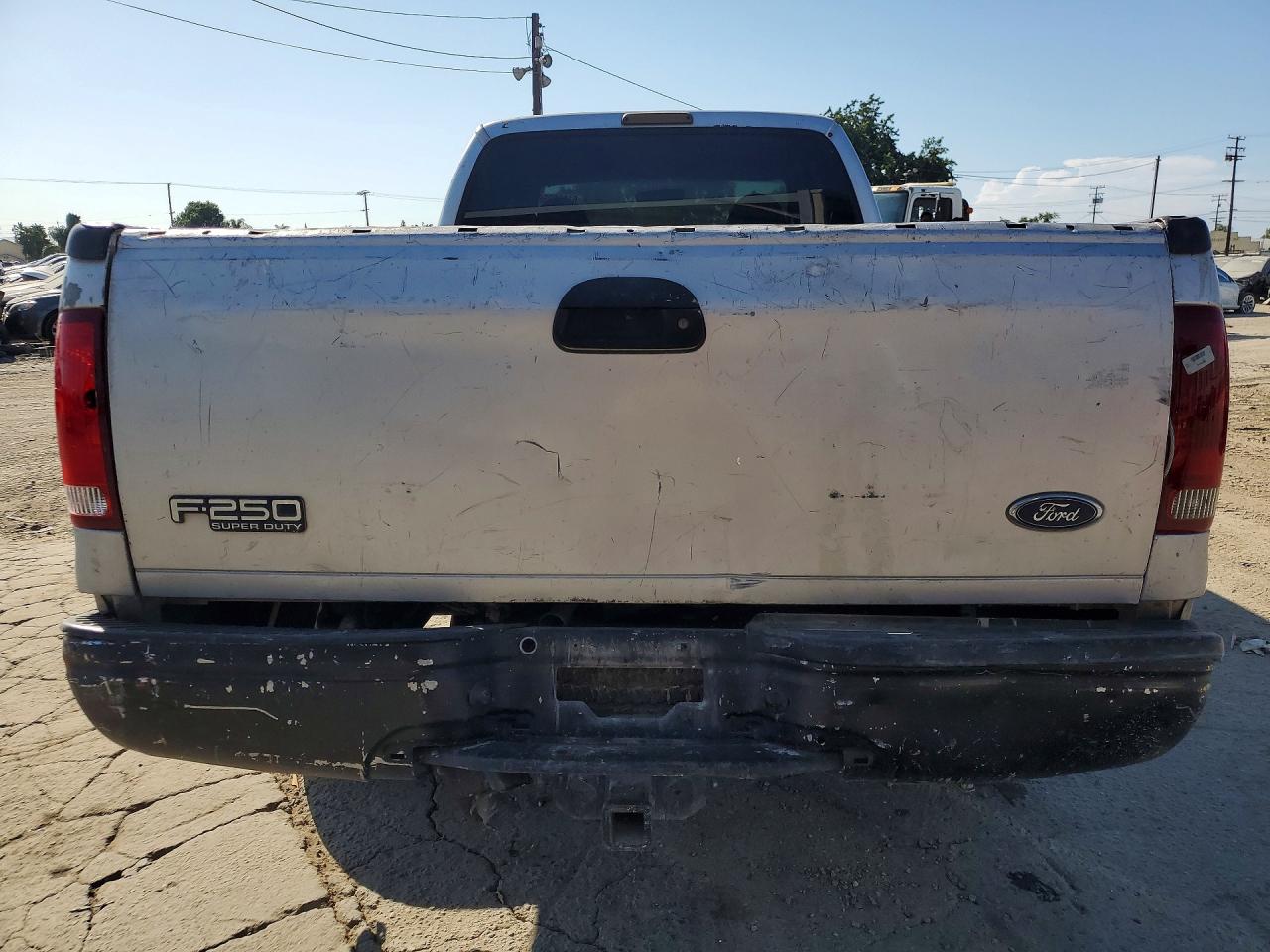 1999 Ford F250 Super Duty Silver vin: 1FTNX20L8XEC51871