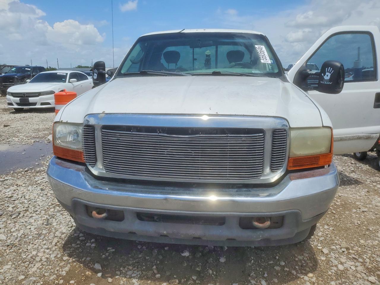 2003 Ford F250 Super Duty White vin: 1FTNX20L93EB85003