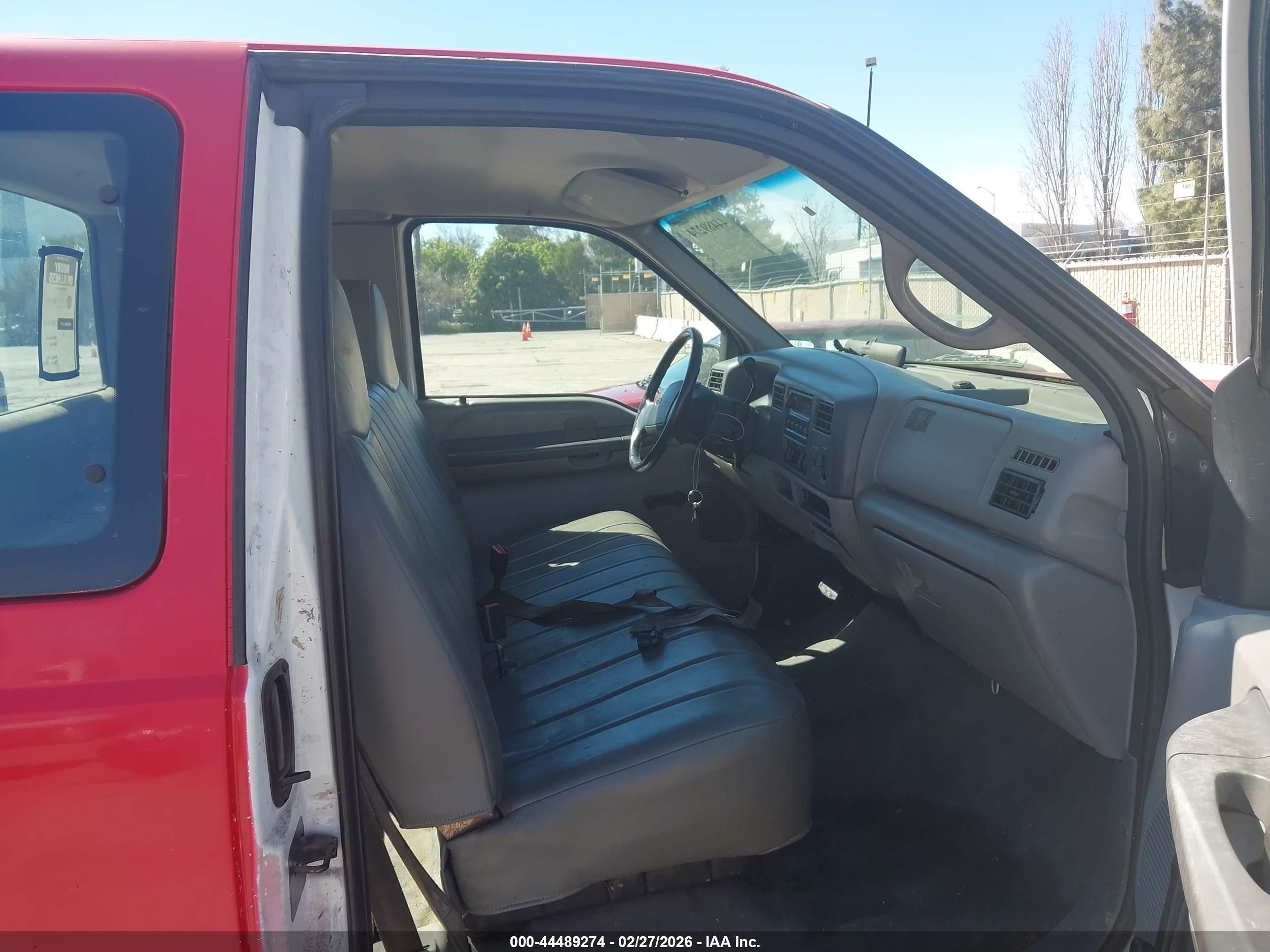 1999 Ford F-250 Lariat/xl/xlt Белый vin: 1FTNX20L9XEC53919