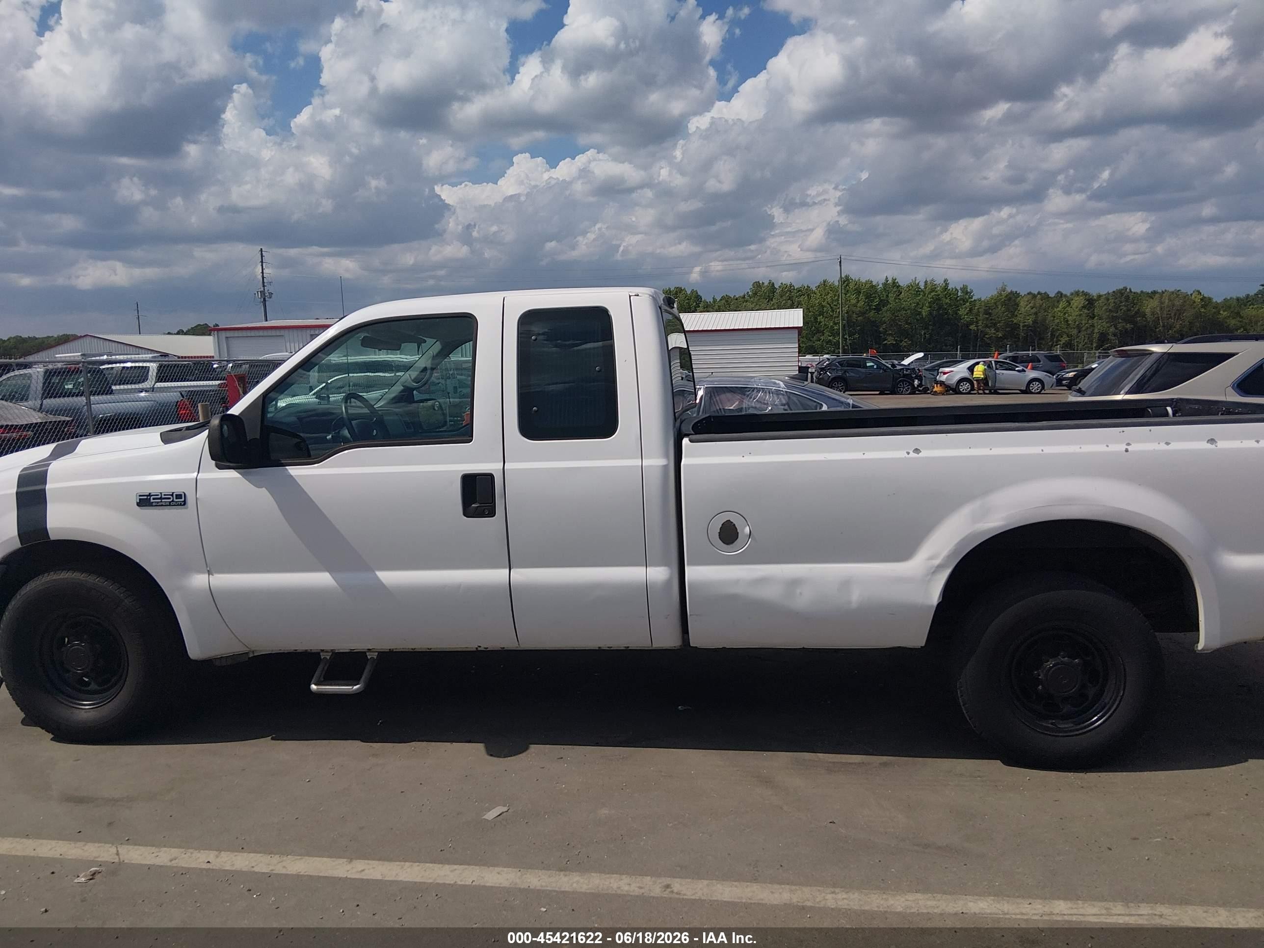 2002 Ford F-250 Lariat/xl/xlt Белый vin: 1FTNX20LX2ED70286