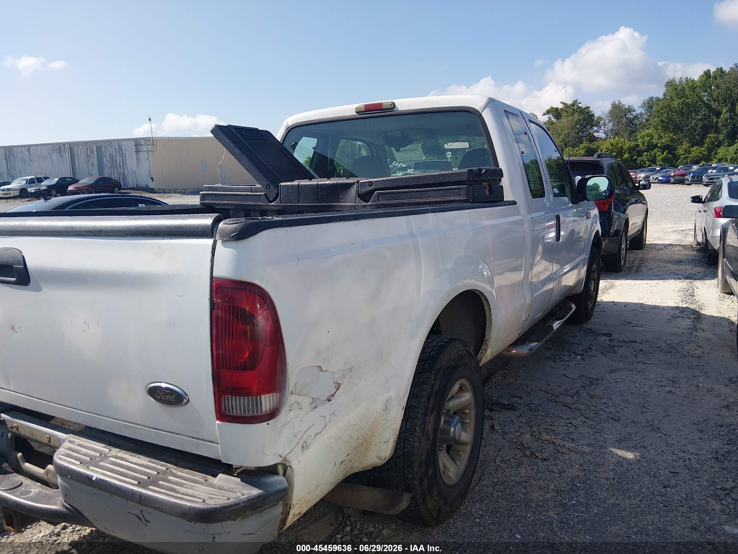 2003 Ford F-250 Lariat/xl/xlt White vin: 1FTNX20LX3EC98183