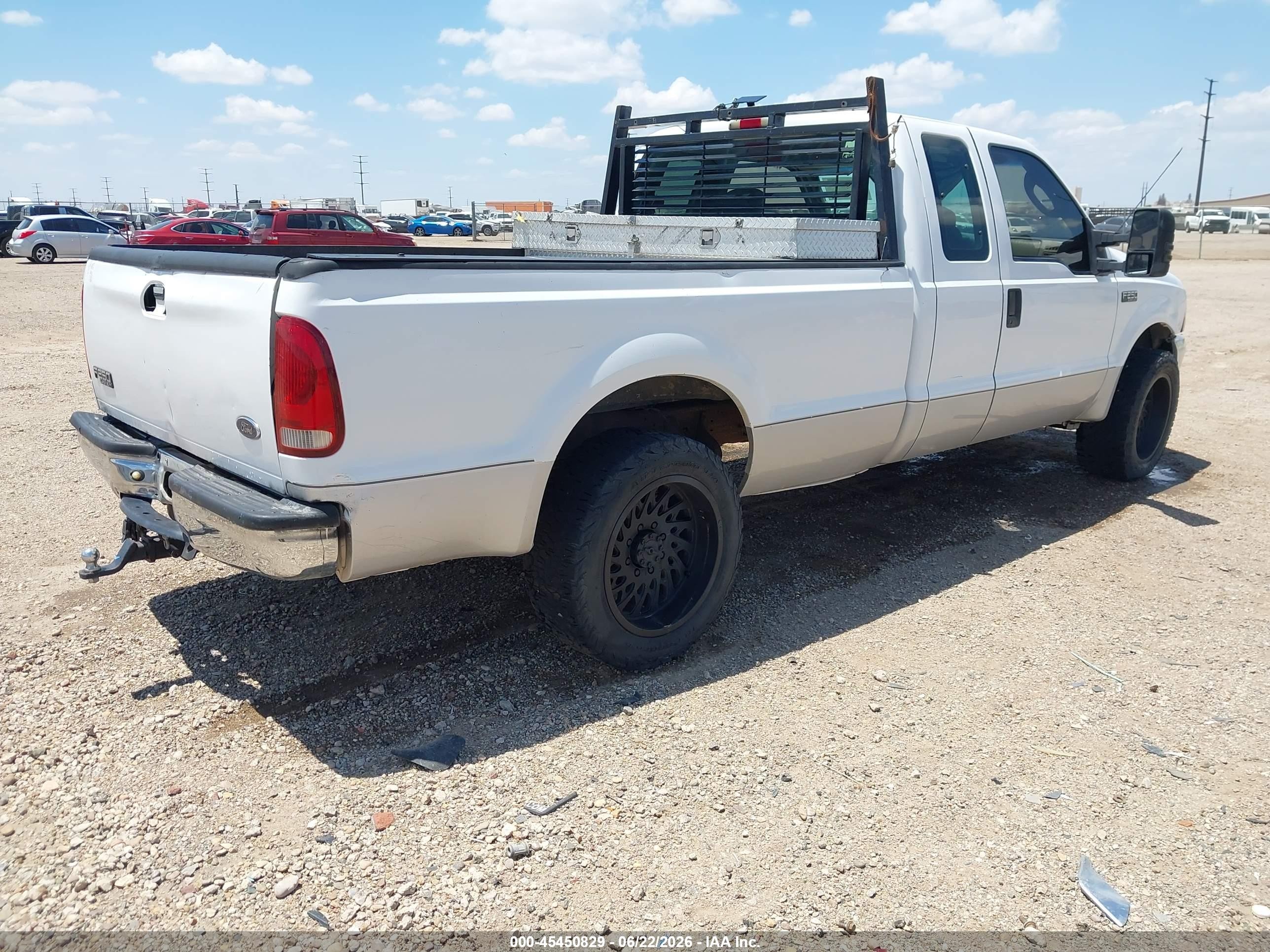 2004 Ford F-250 Lariat/xl/xlt White vin: 1FTNX20LX4ED16134