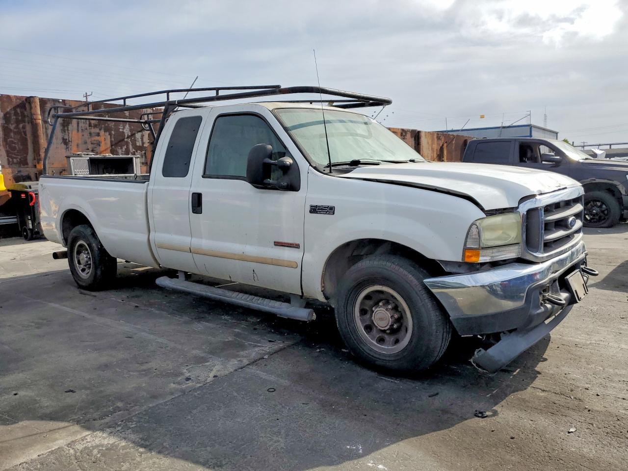 2003 Ford F250 Super Duty White vin: 1FTNX20P13EC75863
