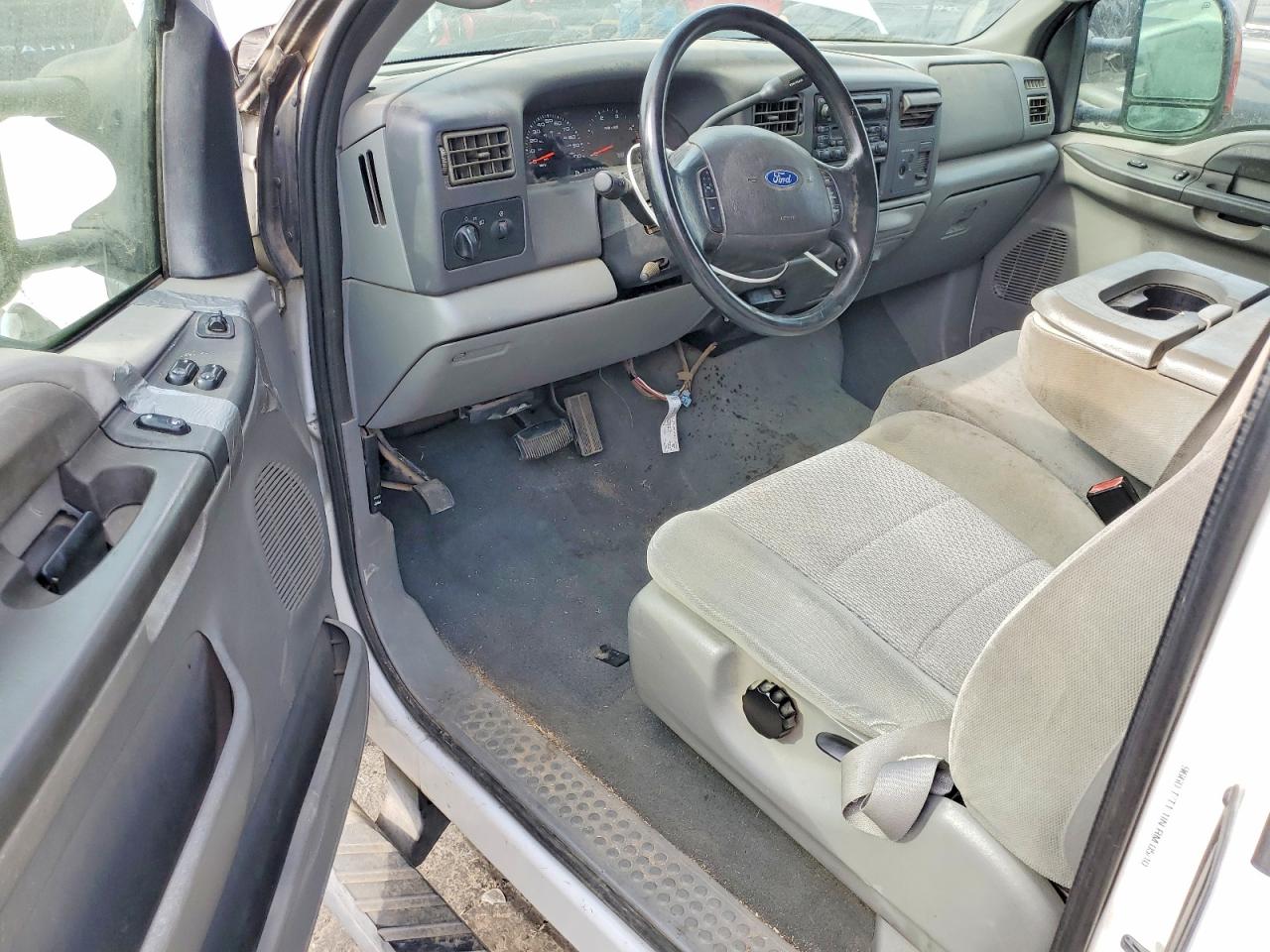 2003 Ford F250 Super Duty White vin: 1FTNX20P13EC75863