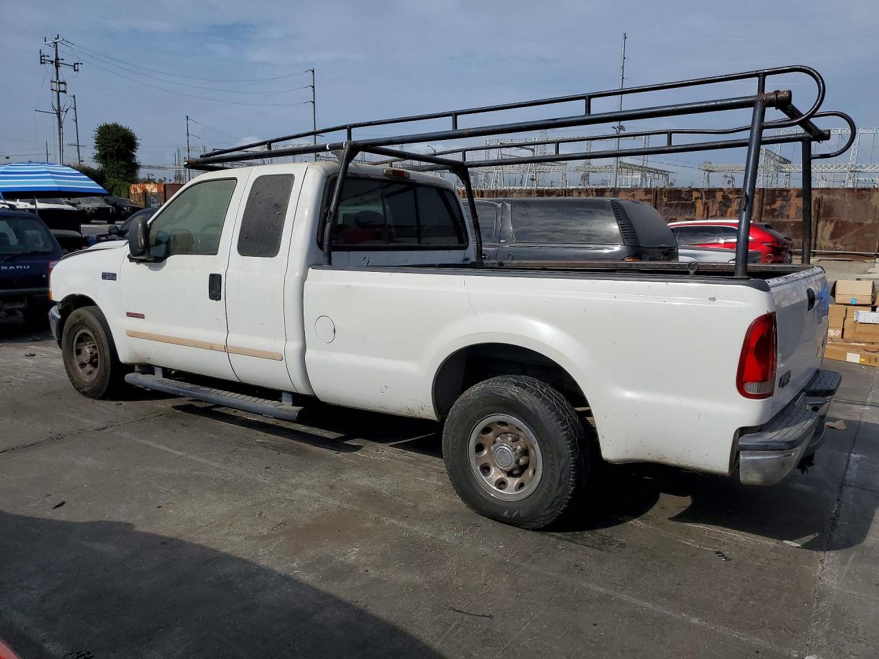 2003 Ford F250 Super Duty White vin: 1FTNX20P13EC75863