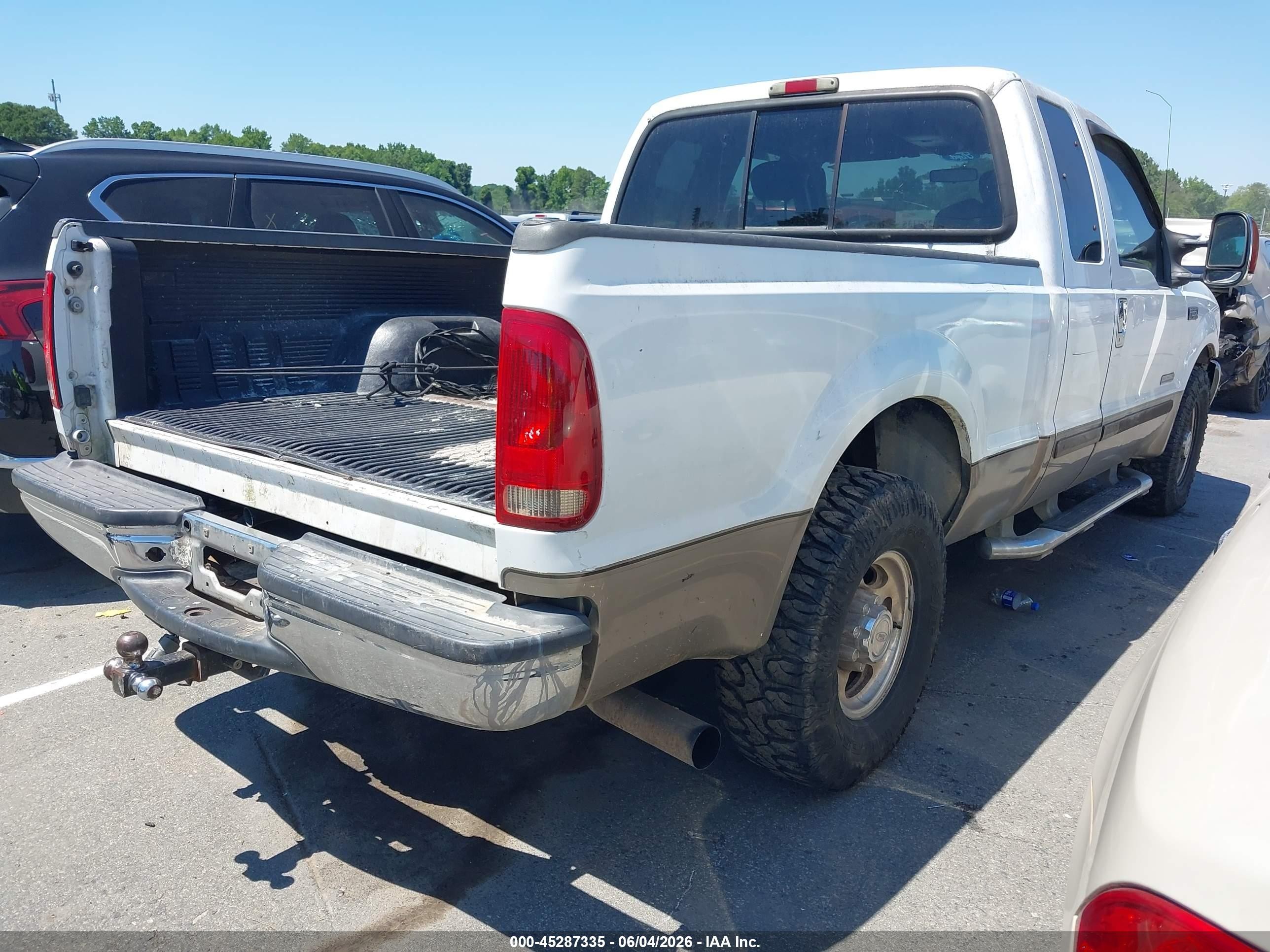 2003 Ford F-250 Lariat/xl/xlt Белый vin: 1FTNX20P43EB41252