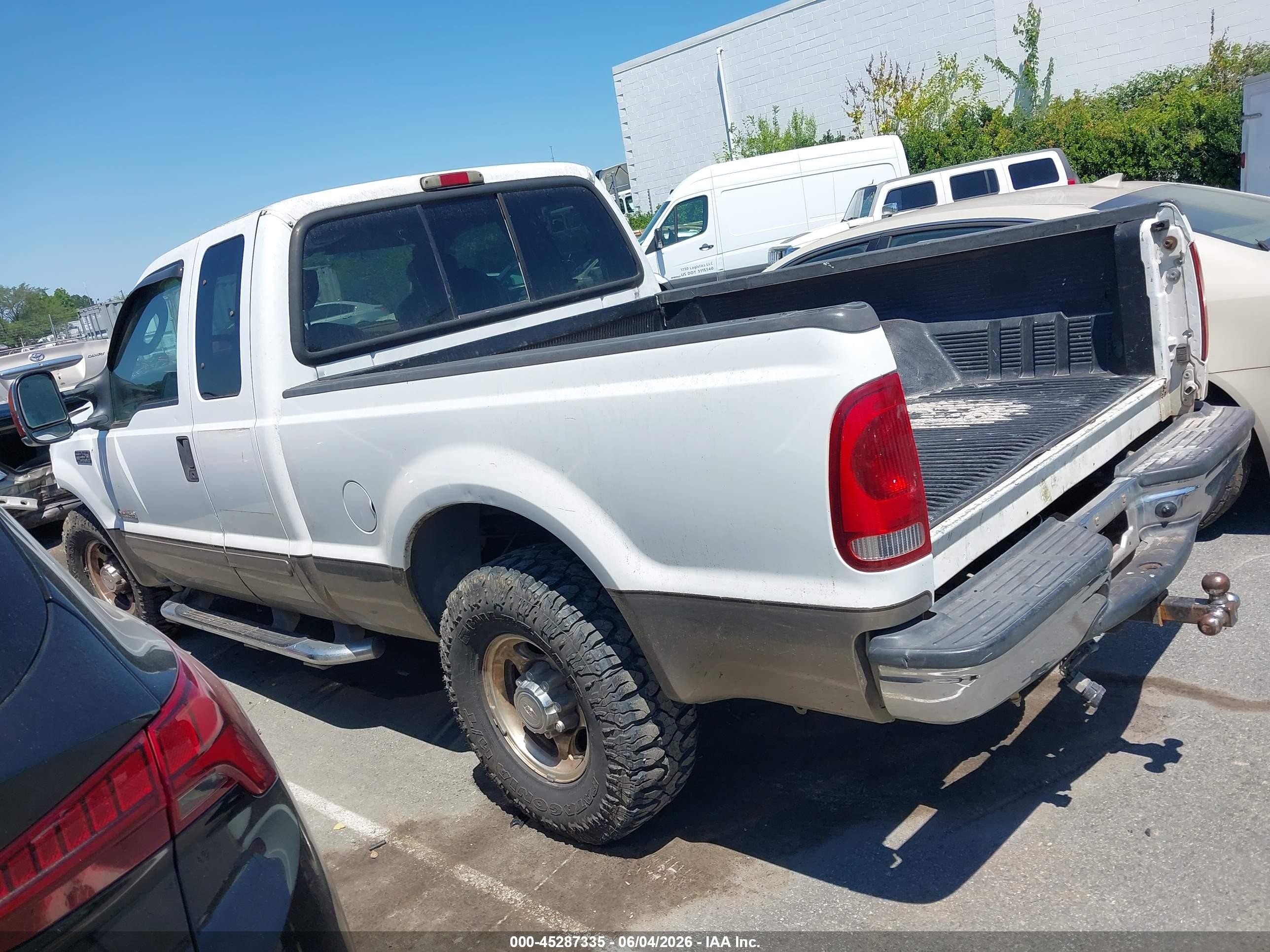 2003 Ford F-250 Lariat/xl/xlt Белый vin: 1FTNX20P43EB41252