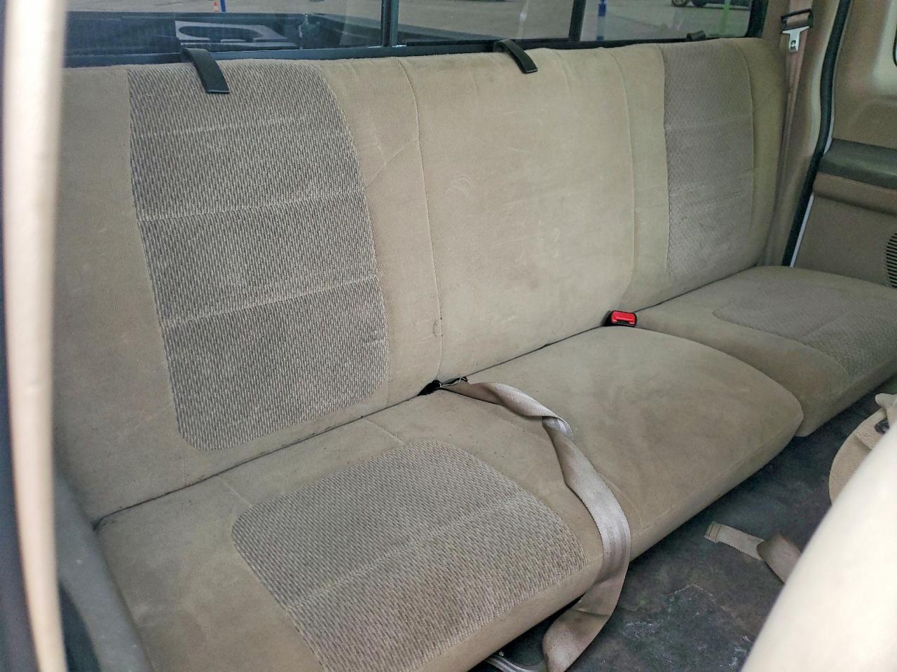 2004 Ford F250 Super Duty Белый vin: 1FTNX20P54EA92323