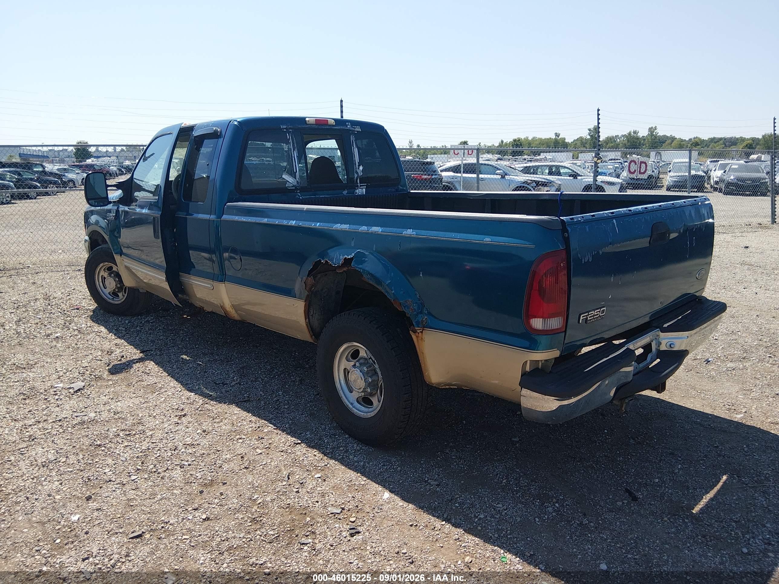 2000 Ford F-250   Blue vin: 1FTNX20S4YEB74490