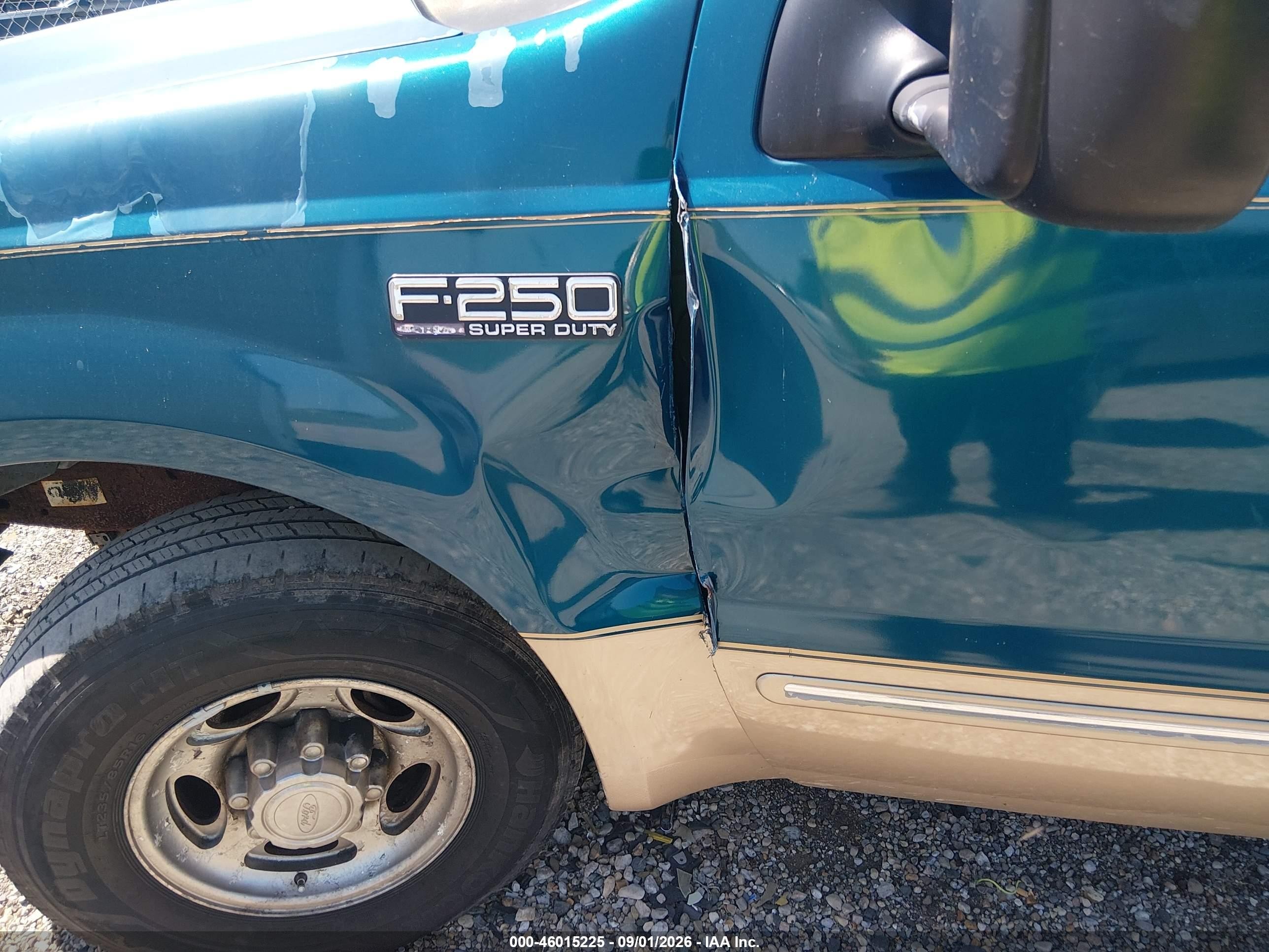 2000 Ford F-250   Blue vin: 1FTNX20S4YEB74490