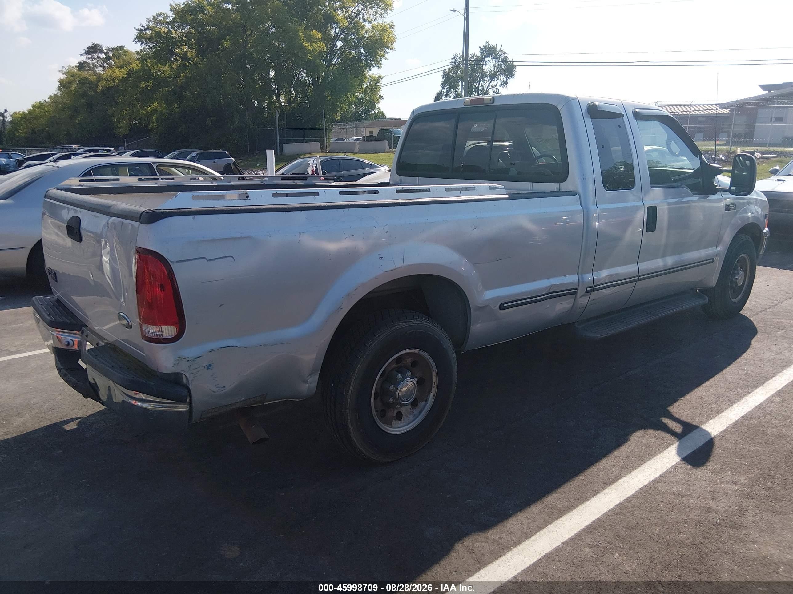 1999 Ford F-250 Lariat/xl/xlt Silver vin: 1FTNX20S8XED28200
