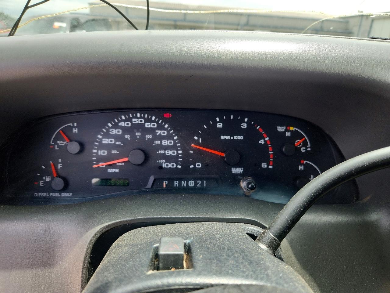 2002 Ford F250 Super Duty Red vin: 1FTNX21F02EB75452