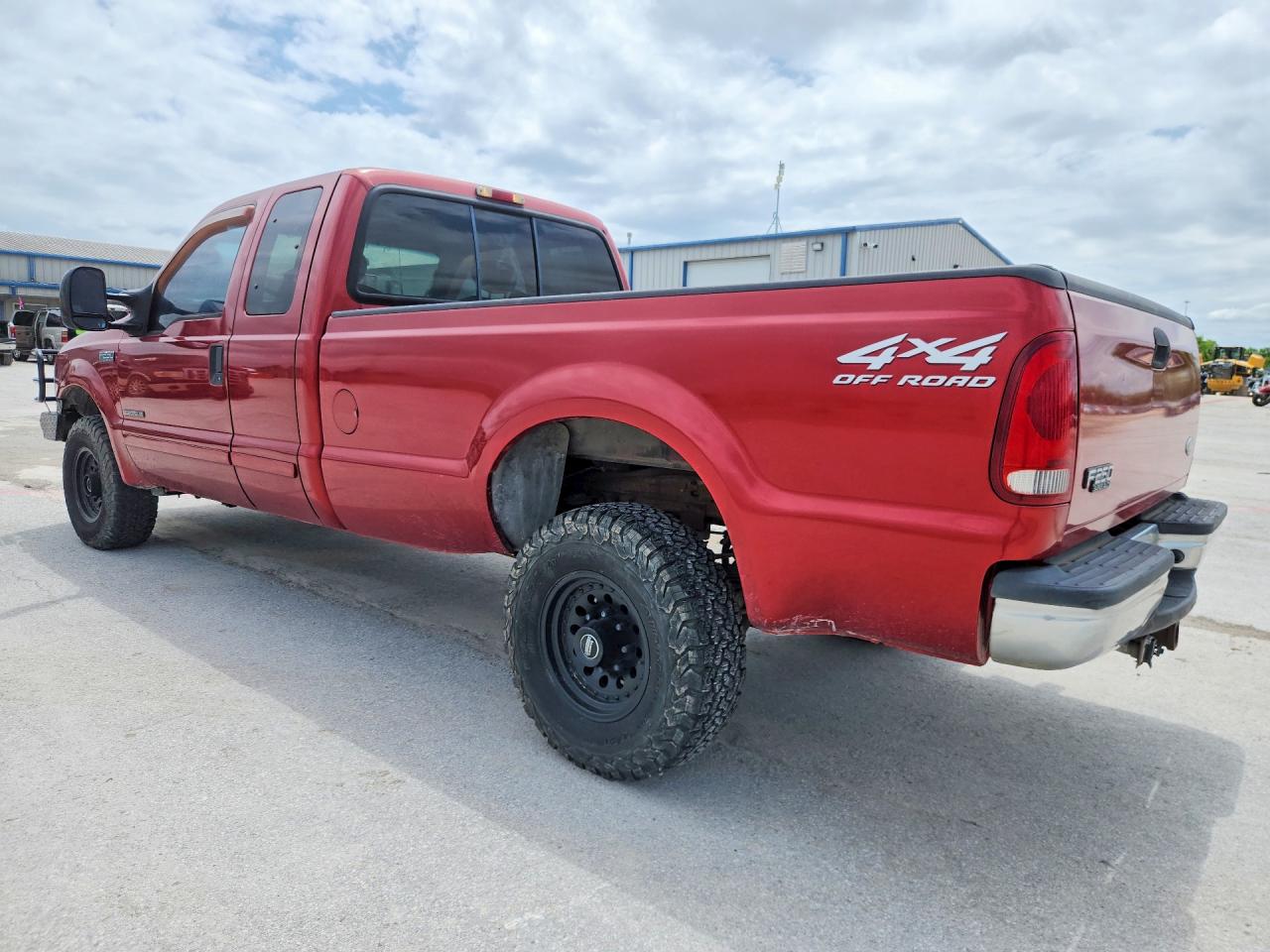 2002 Ford F250 Super Duty Red vin: 1FTNX21F02EB75452